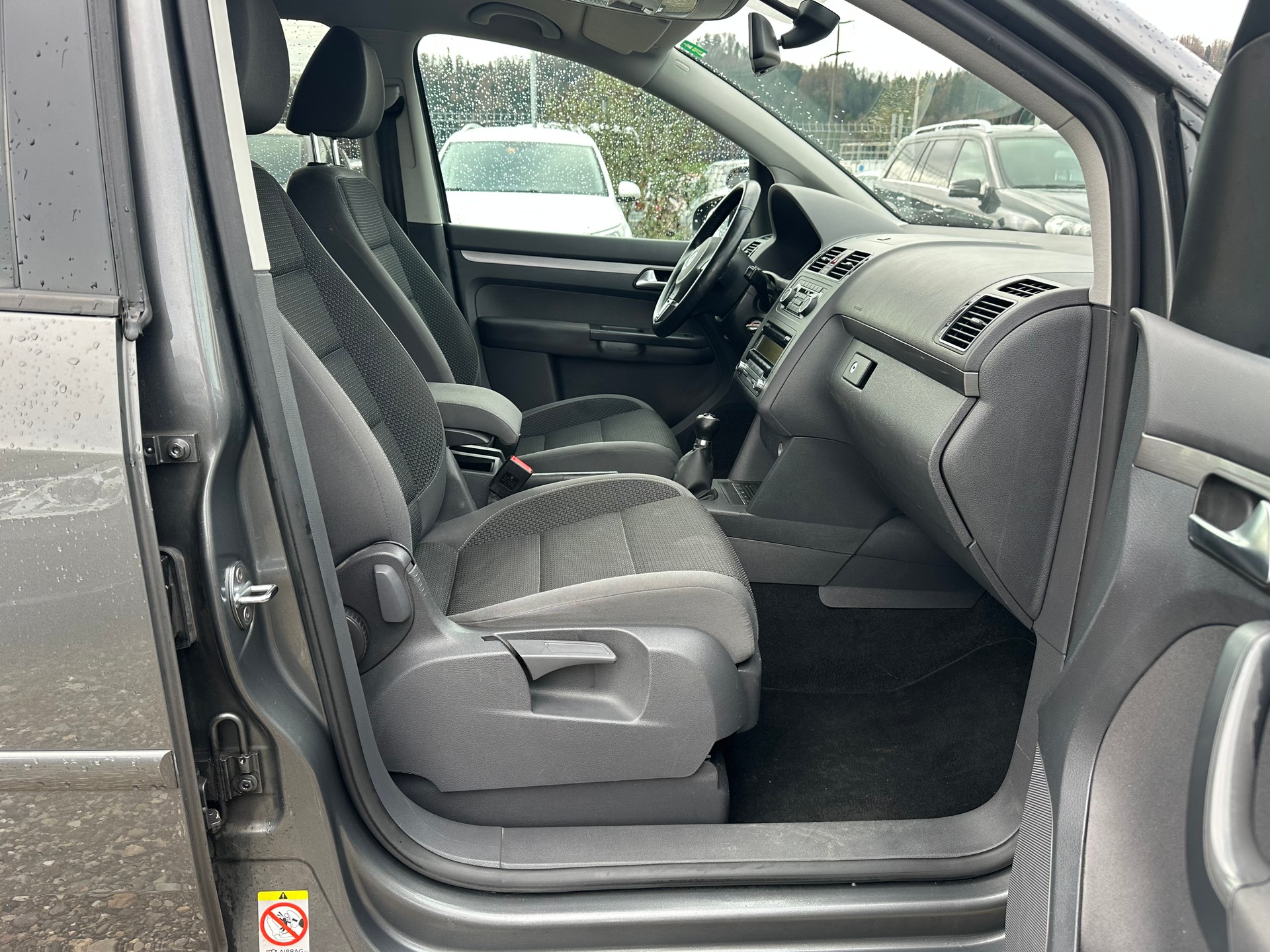 VW Touran 1.6 TDI Comfortline-image-10