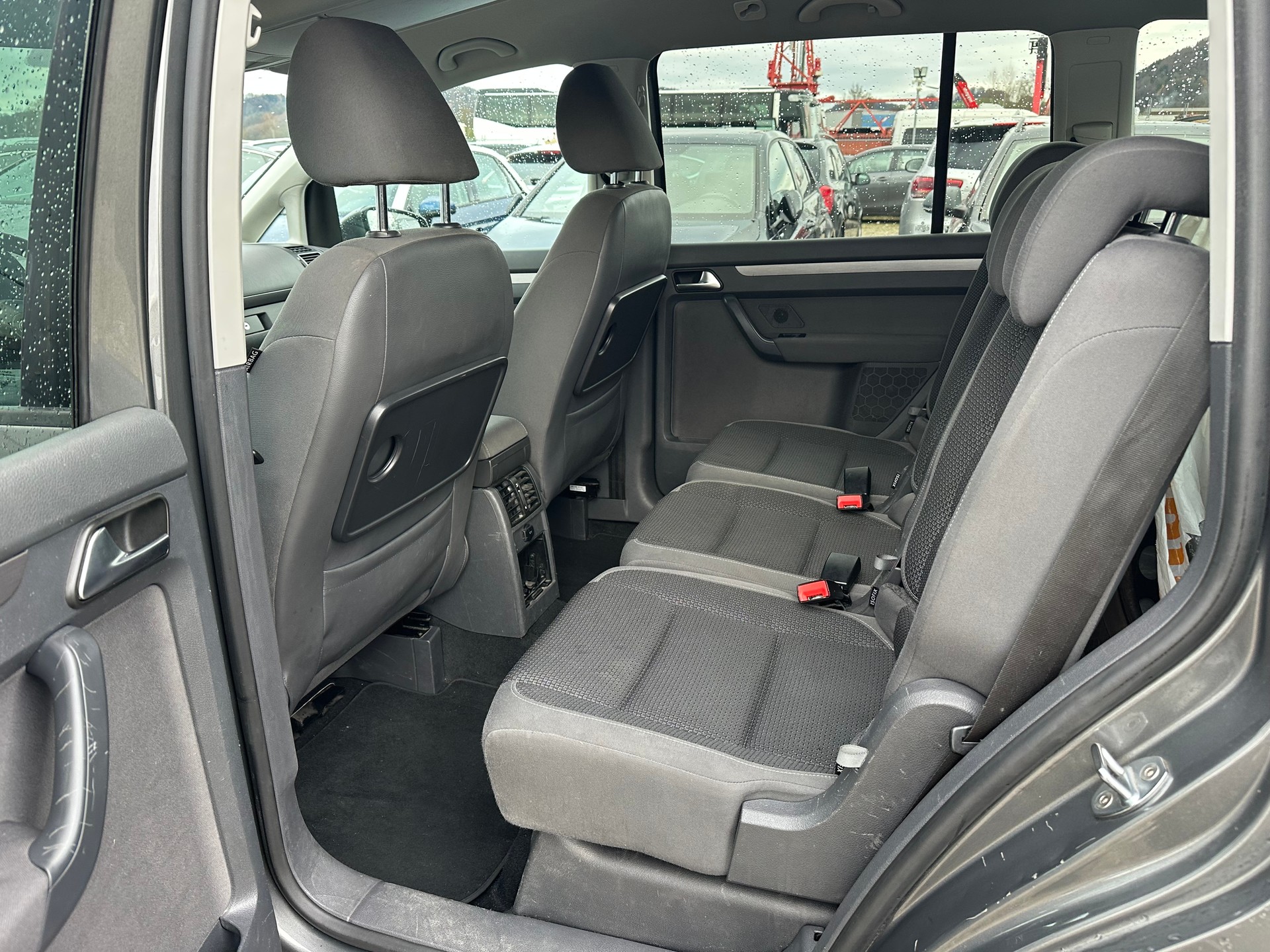 VW Touran 1.6 TDI Comfortline-image-9