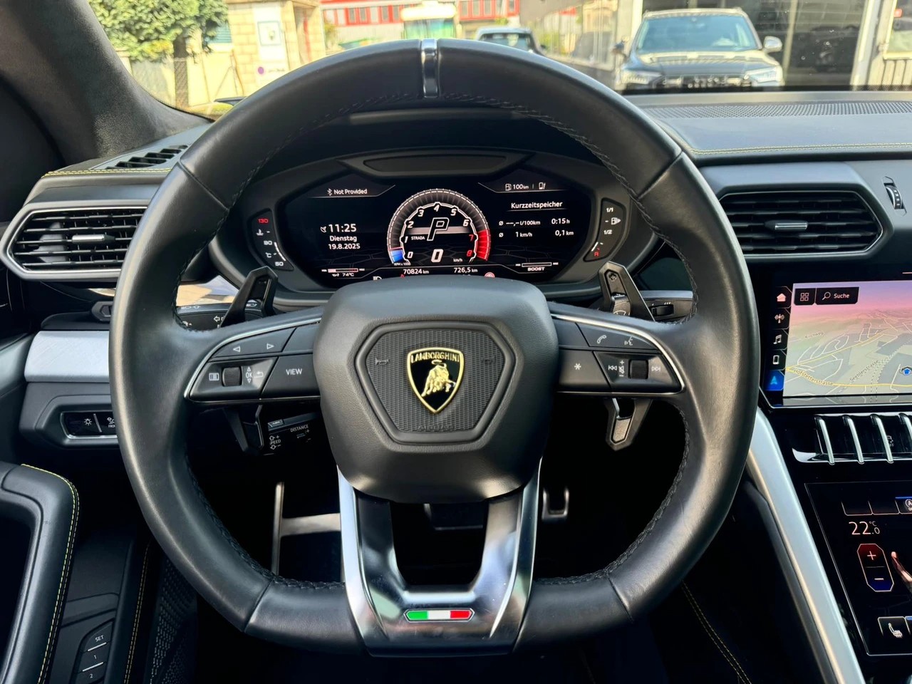 LAMBORGHINI Urus 4.0 CH FAHRZEUG-image-12
