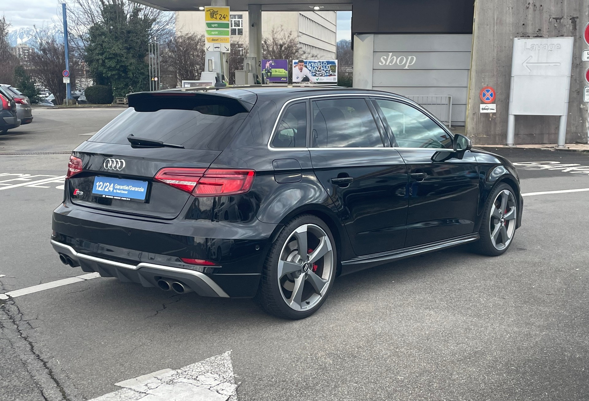 AUDI S3 Sportback 2.0 TFSI quattro S-tronic-showroom-element-3