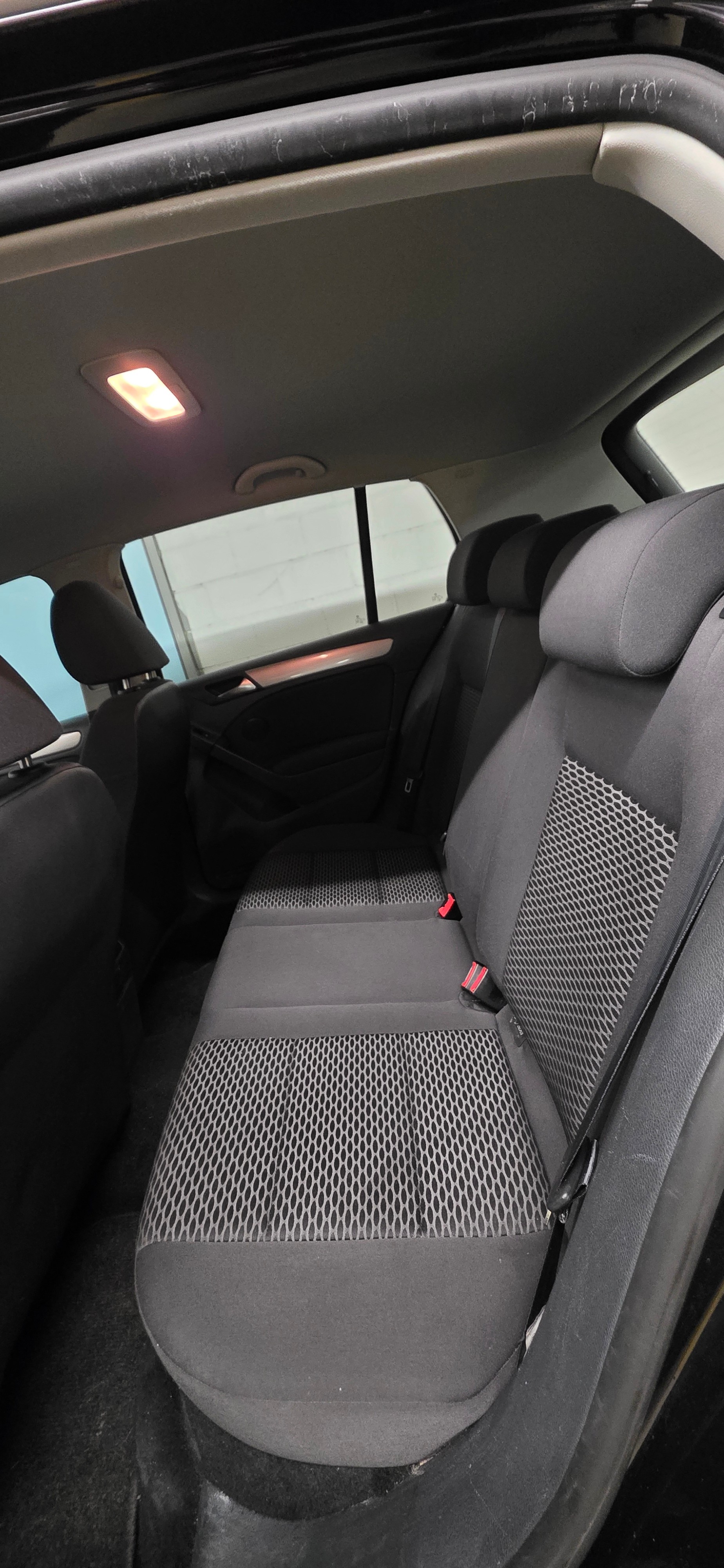 VW Golf 1.4 Trendline-image-11
