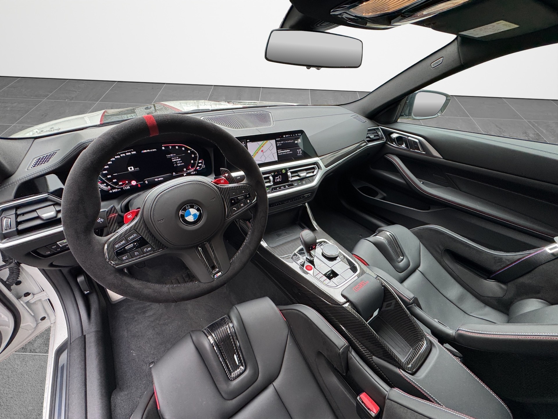 BMW M4 CSL Coupé-image-15