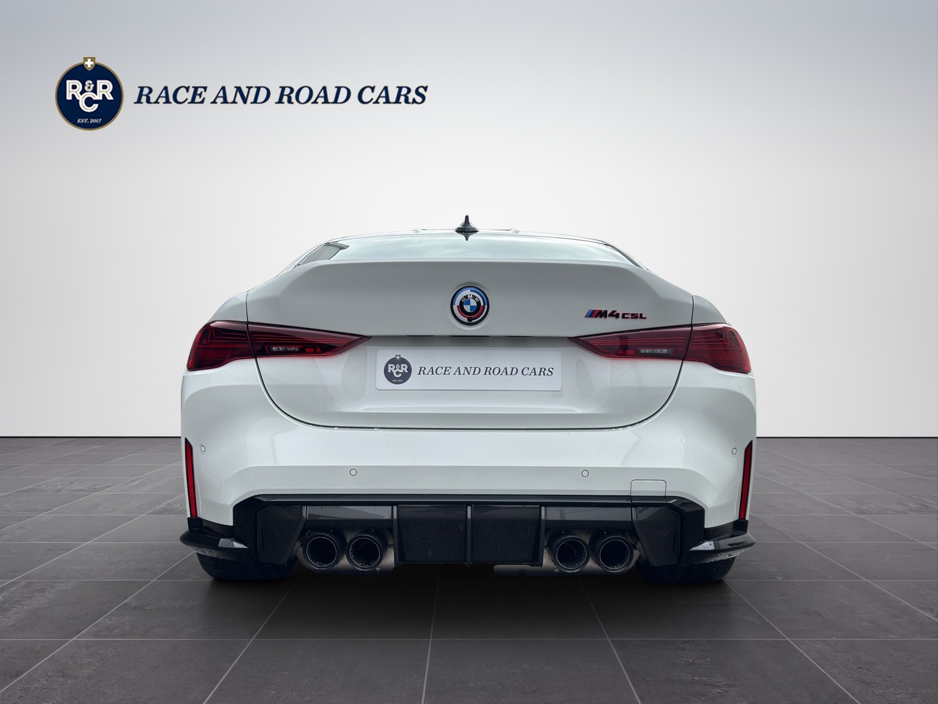 BMW M4 CSL Coupé-image-5