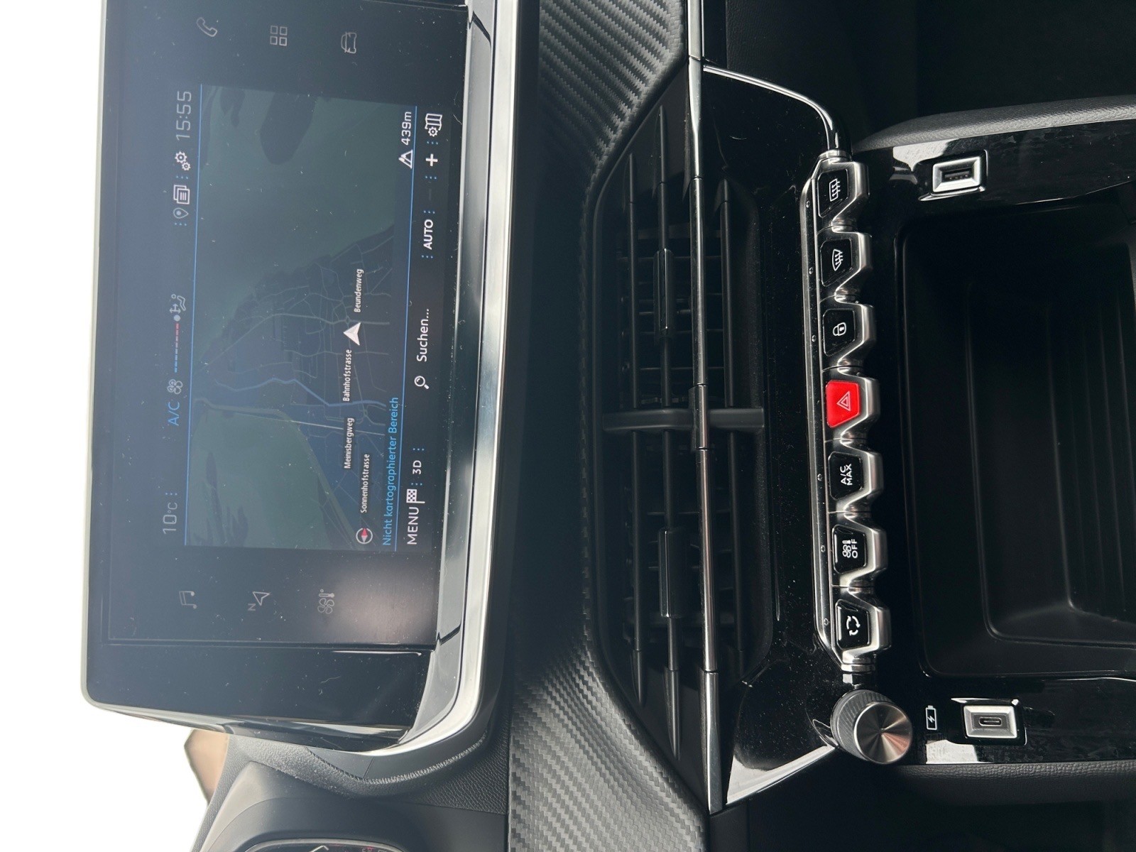 PEUGEOT 208 1.2 PureTech GT Pack-image-8