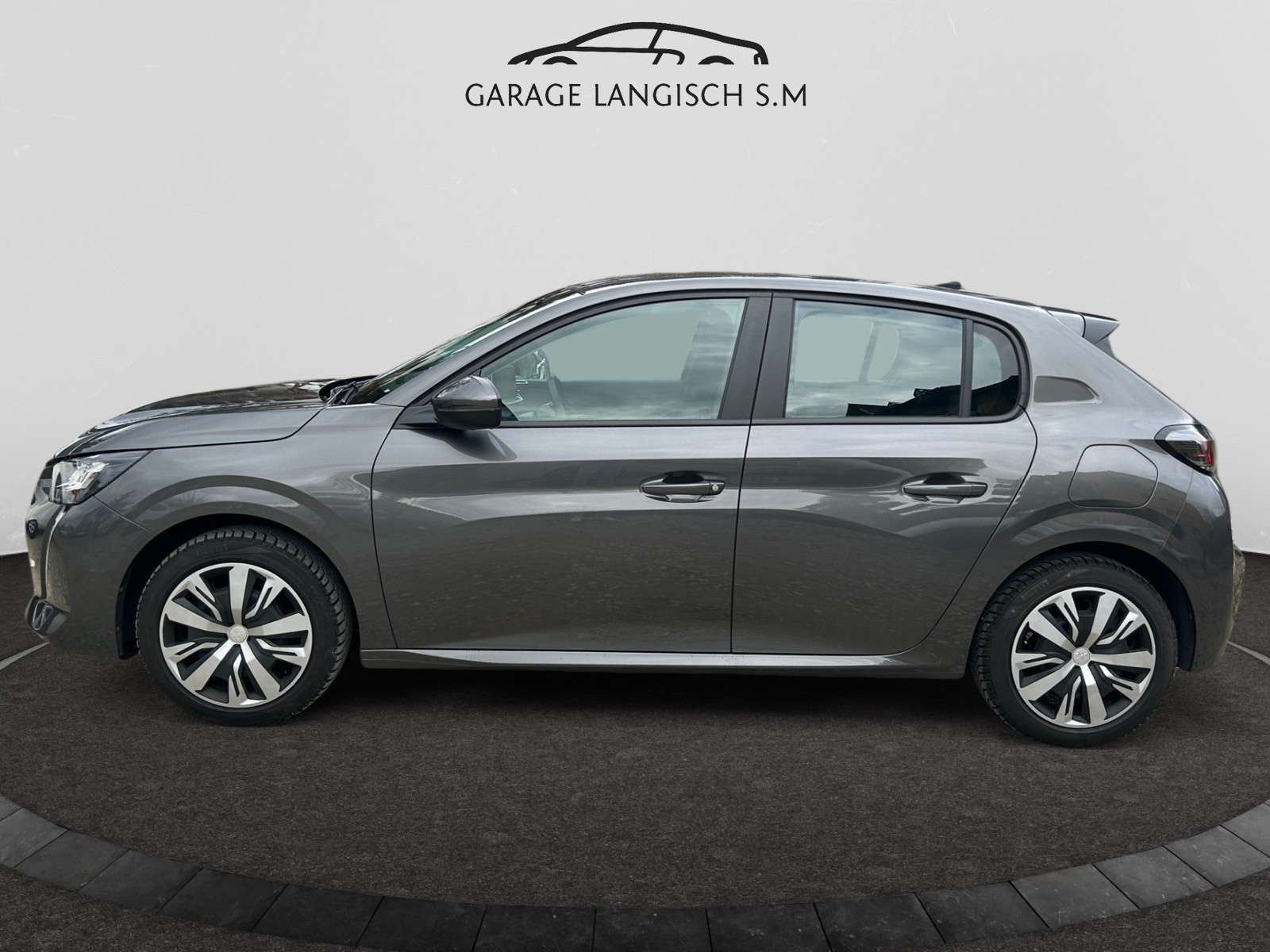 PEUGEOT 208 1.2 PureTech GT Pack-image-1