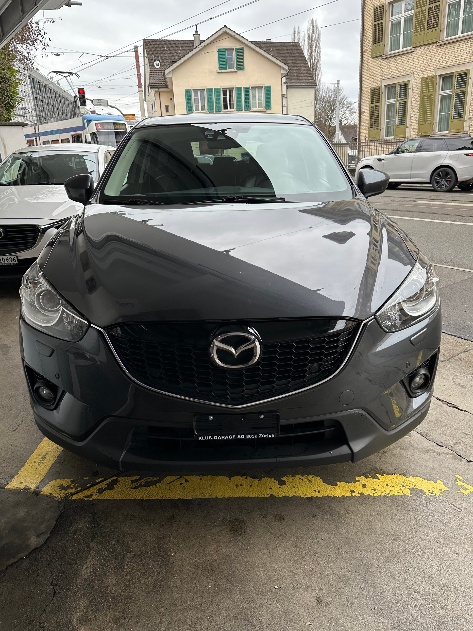 MAZDA CX-5 2.0 Revolution AWD Automatic-showroom-element-2