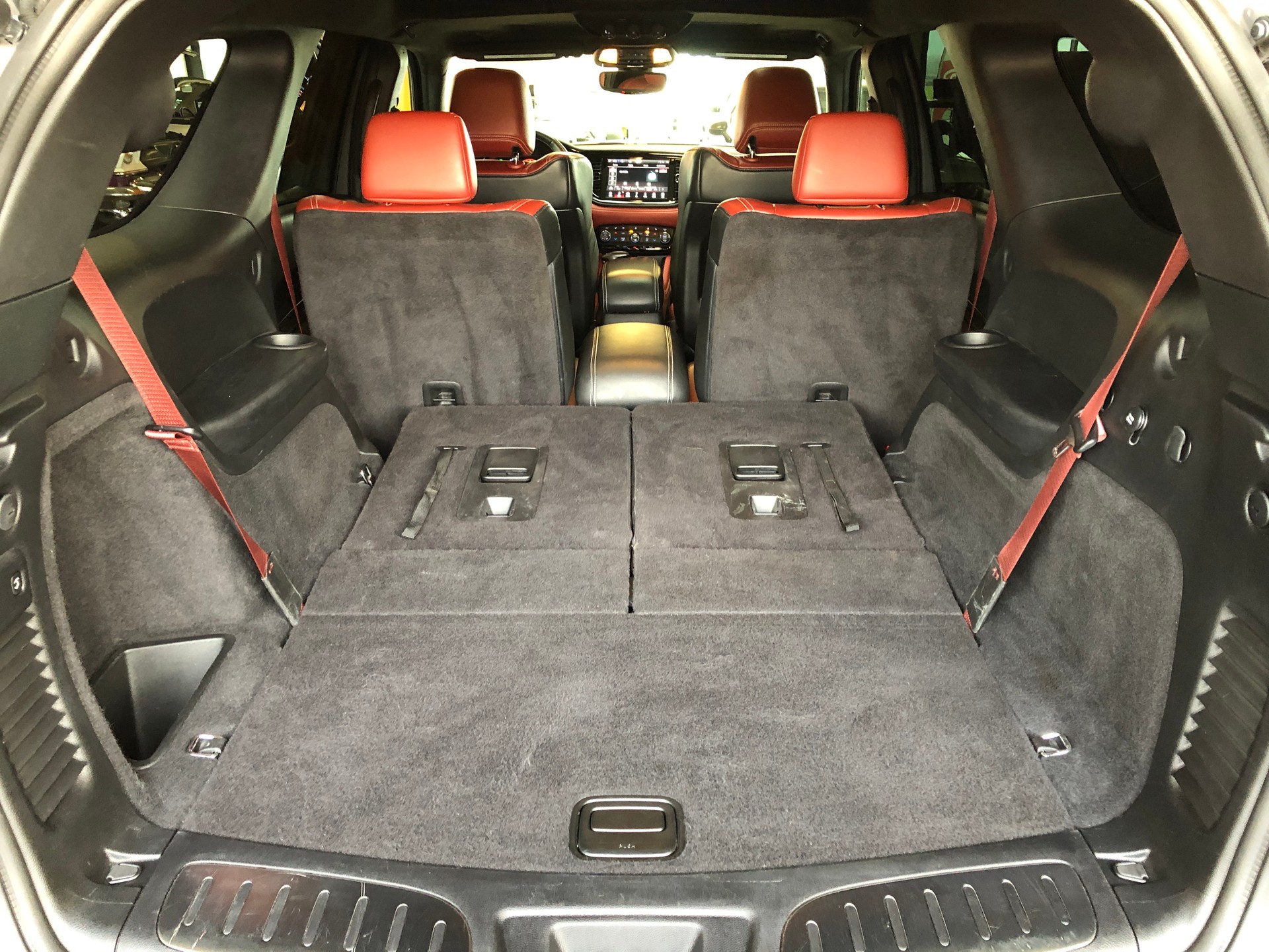 DODGE Durango SRT 6.2-V8 Hellcat AWD-image-24
