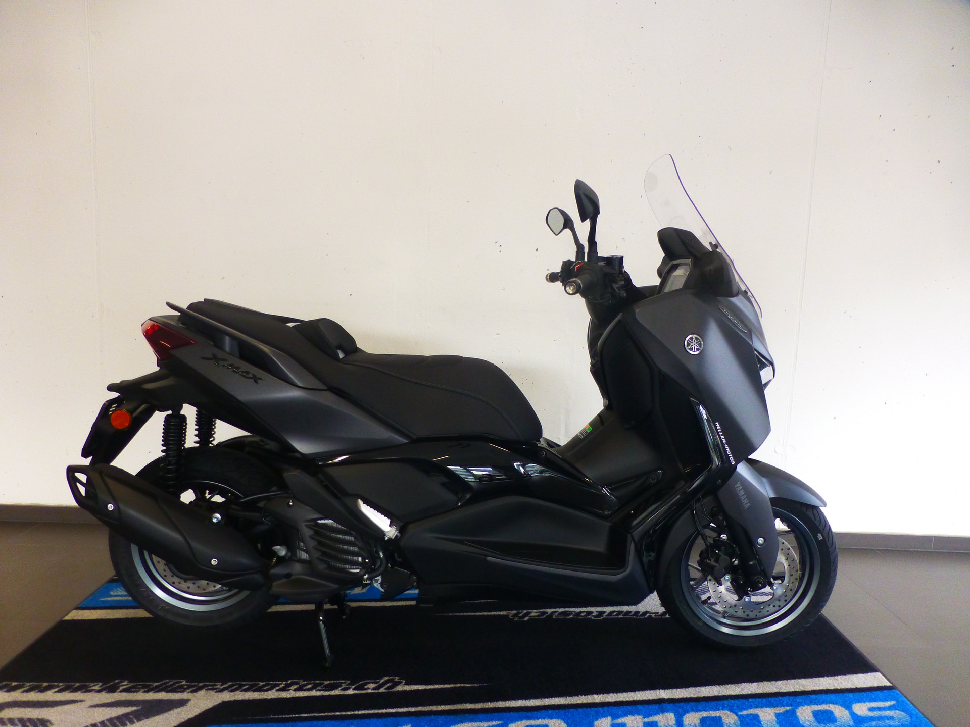YAMAHA X-Max 300 Tech Max+-image-0