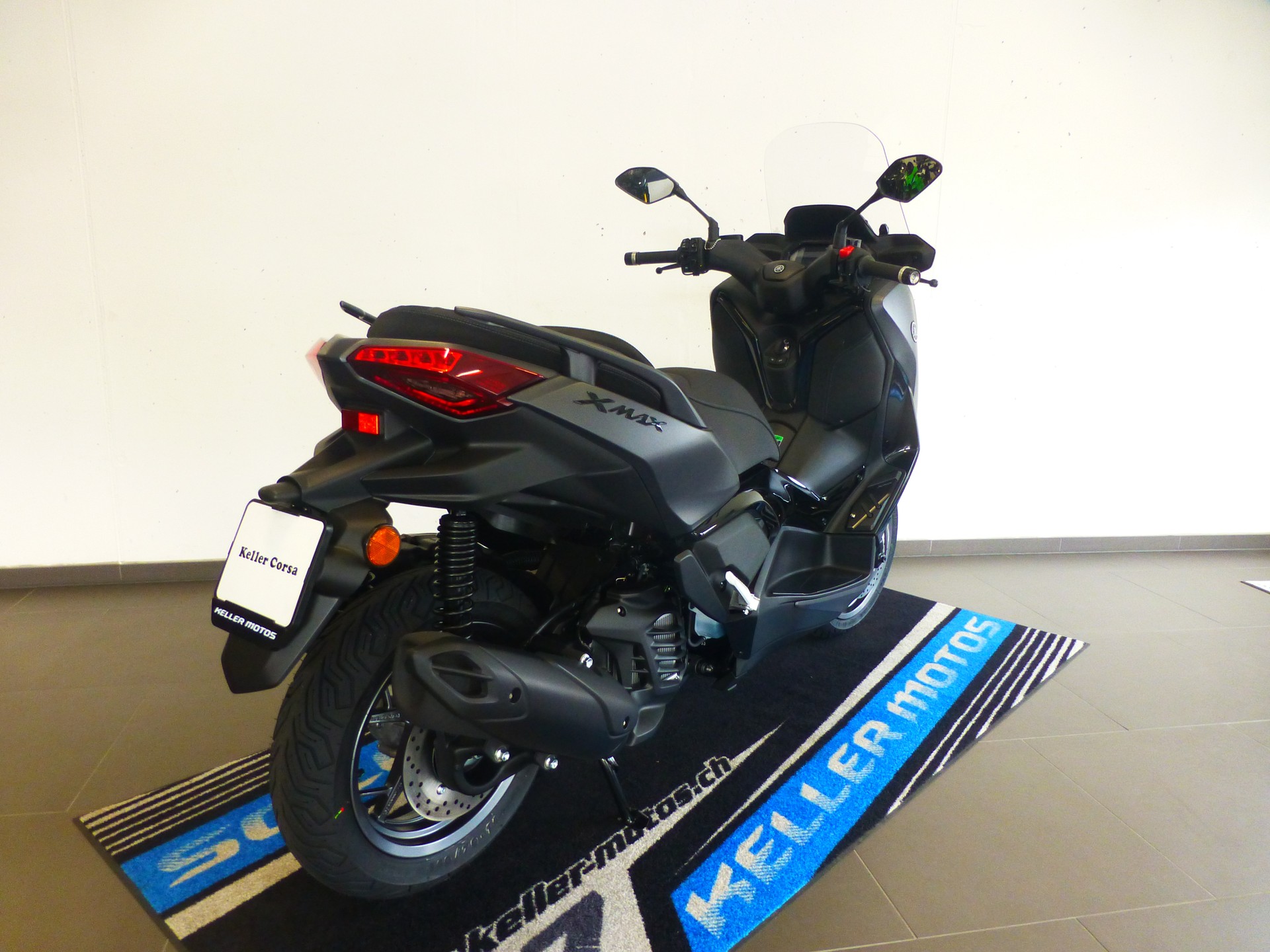 YAMAHA X-Max 300 Tech Max+-image-6