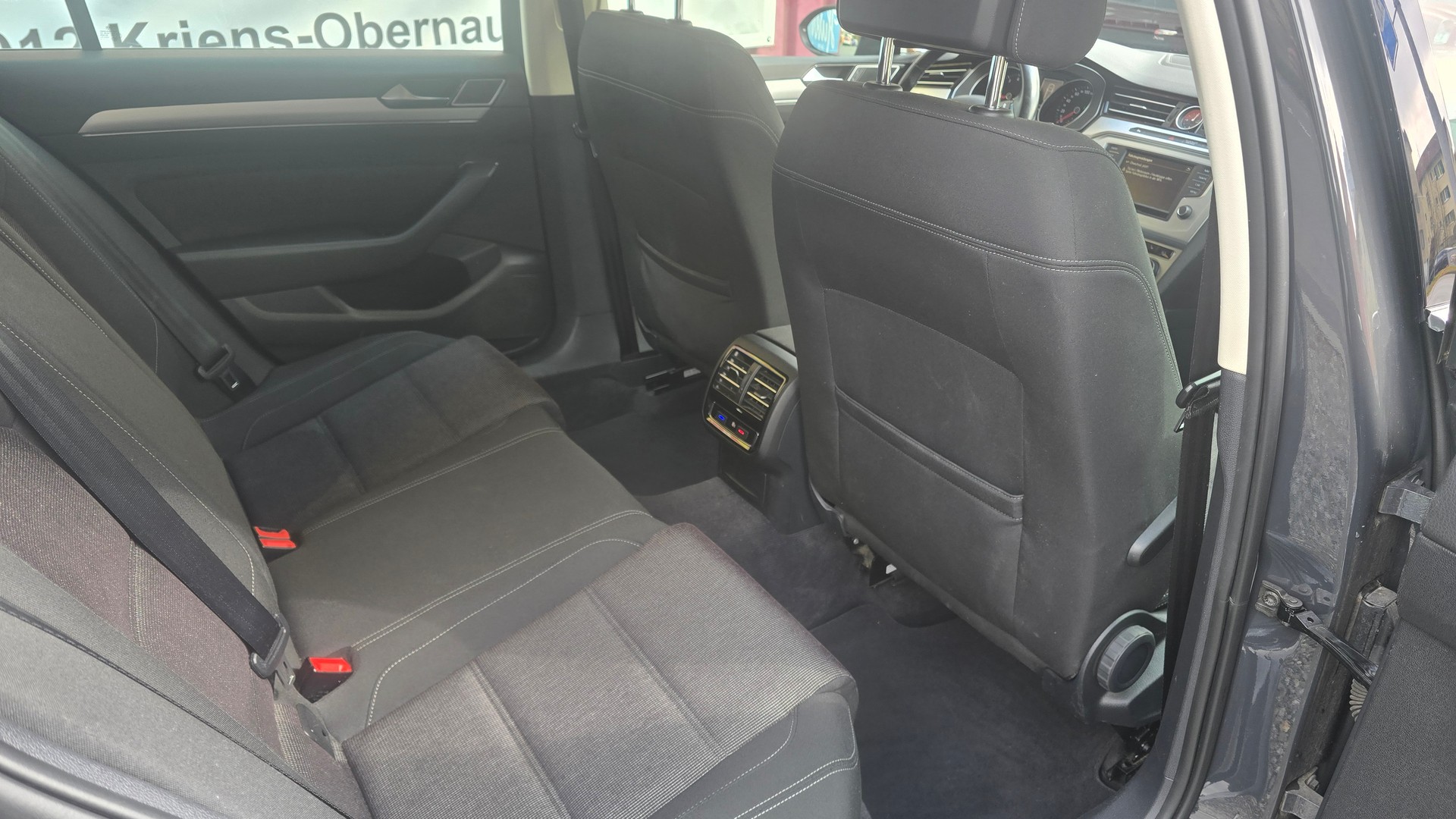 VW Passat Variant 1.4 TSI ACT BMT Comfortline DSG-image-8