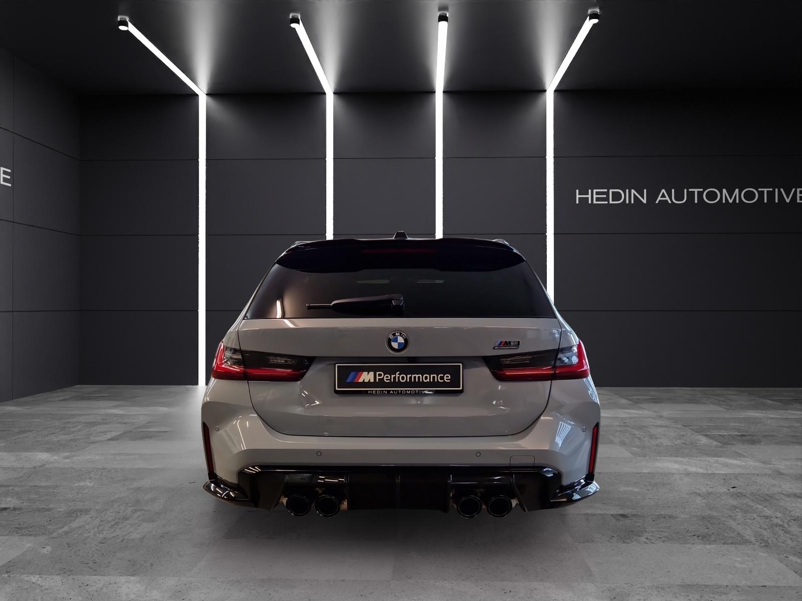BMW M3 Competition xDrive Touring-showroom-element-3