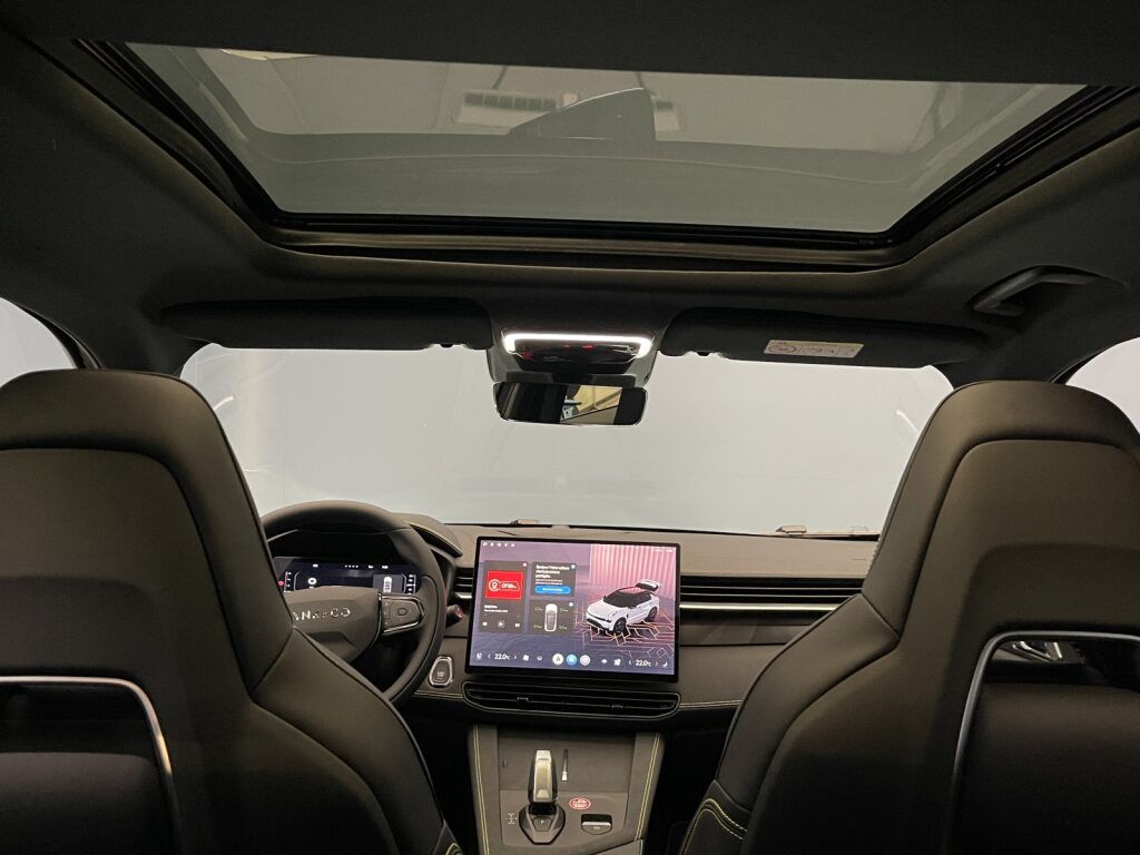 LYNK & CO 01 1.5 PHEV More-image-7
