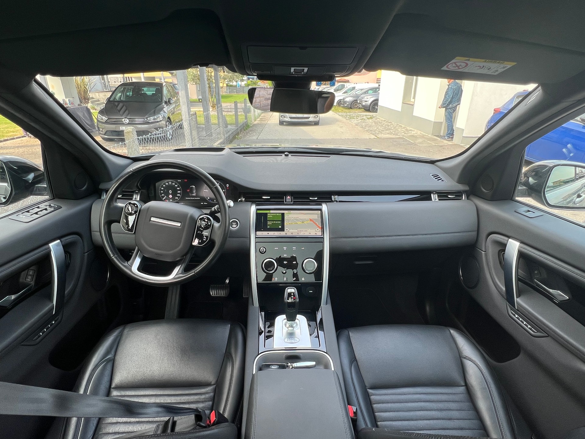 LAND ROVER Discovery Sport D180 2.0D TD4 MHEV HSE AWD AT9-image-10