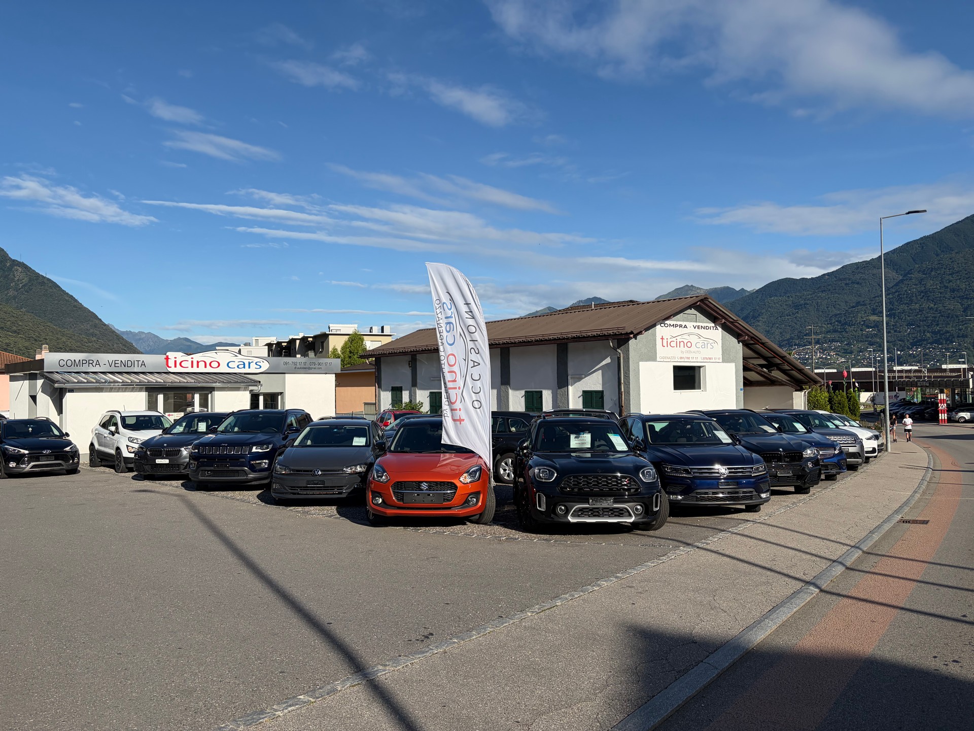 LAND ROVER Discovery Sport D180 2.0D TD4 MHEV HSE AWD AT9-image-1