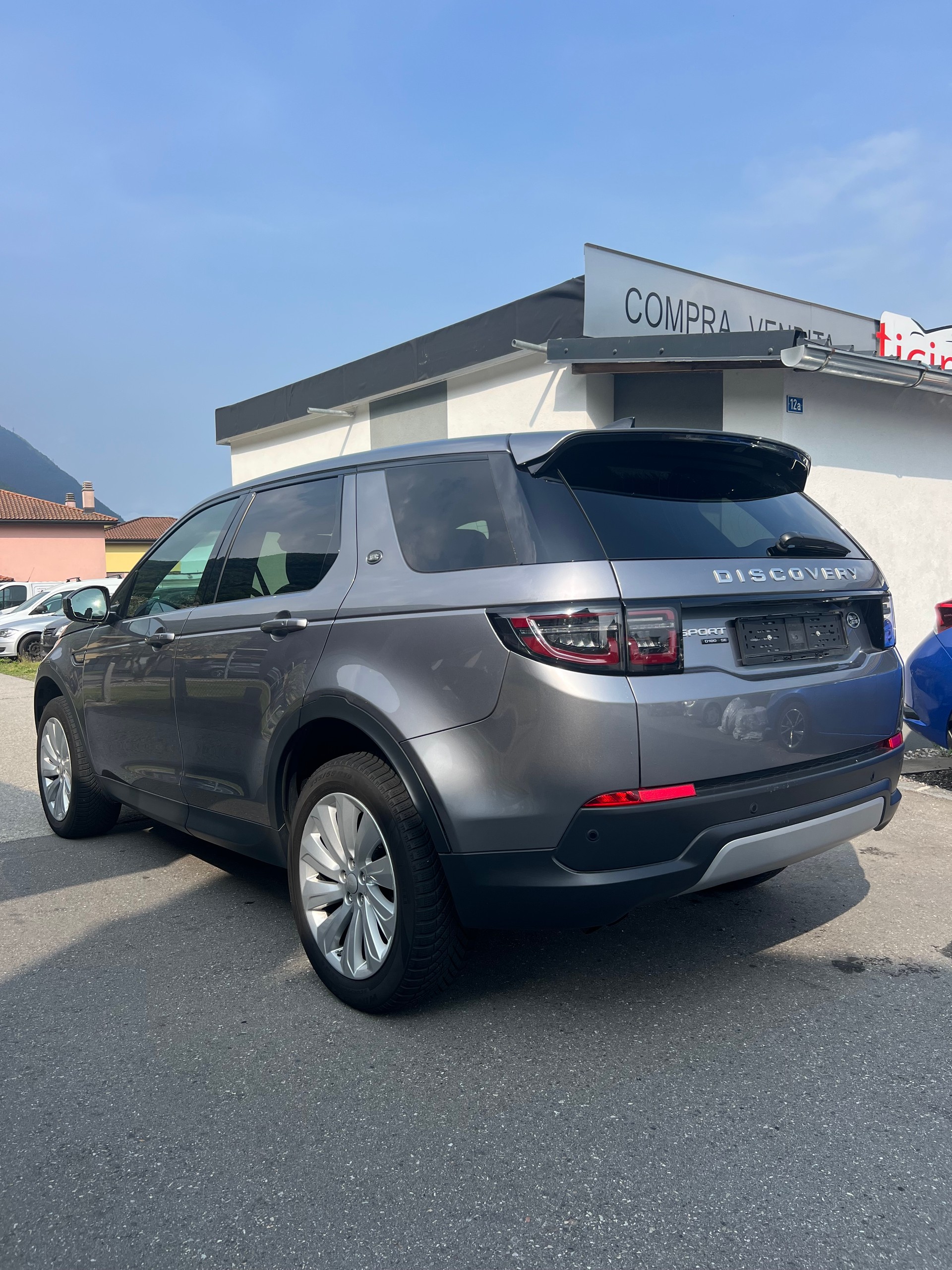 LAND ROVER Discovery Sport D180 2.0D TD4 MHEV HSE AWD AT9-image-4