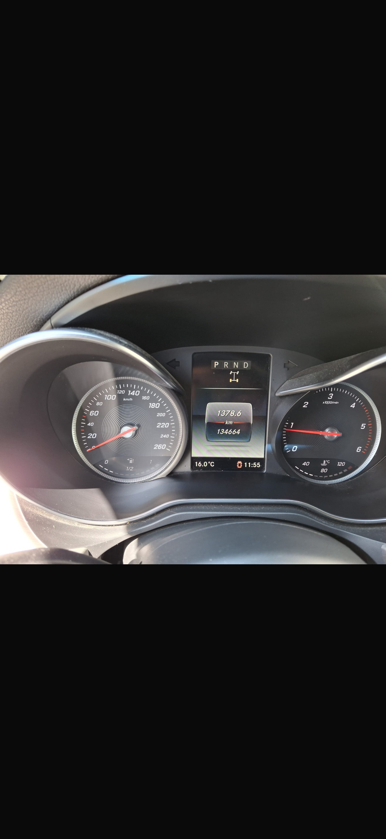 MERCEDES-BENZ X 250-image-9
