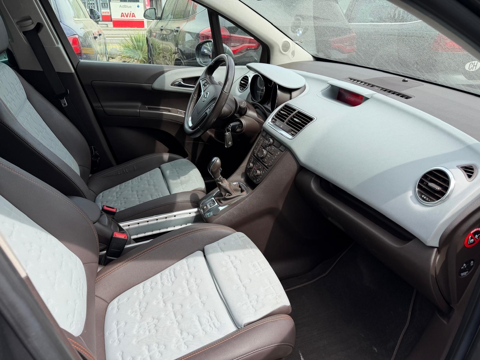 OPEL Meriva 1.4 Turbo Cosmo-image-7