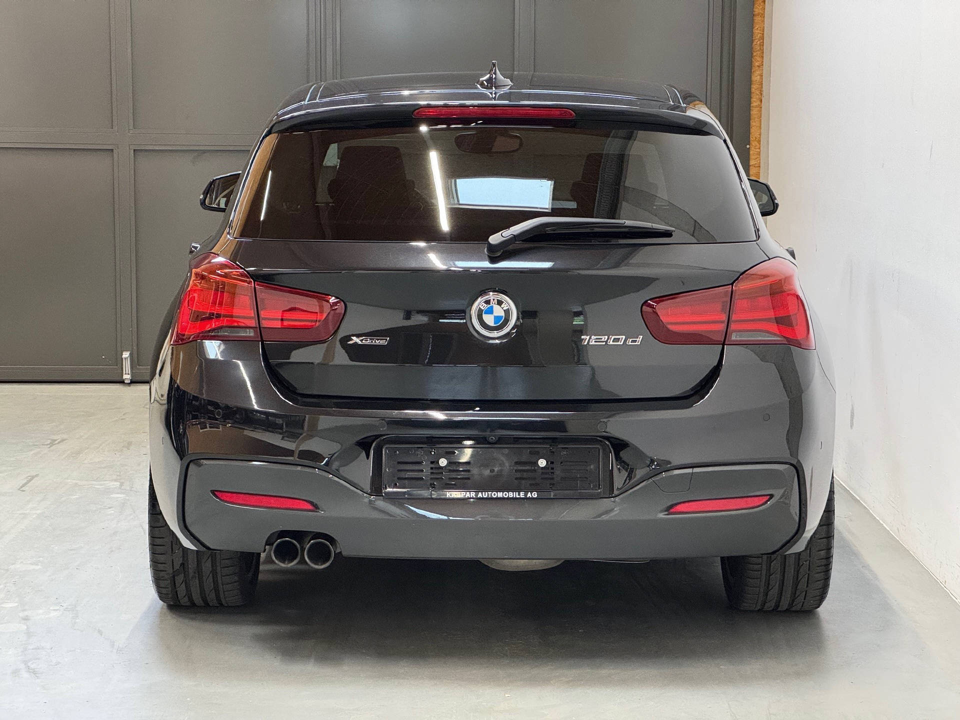 BMW 120d xDrive SAG-image-15