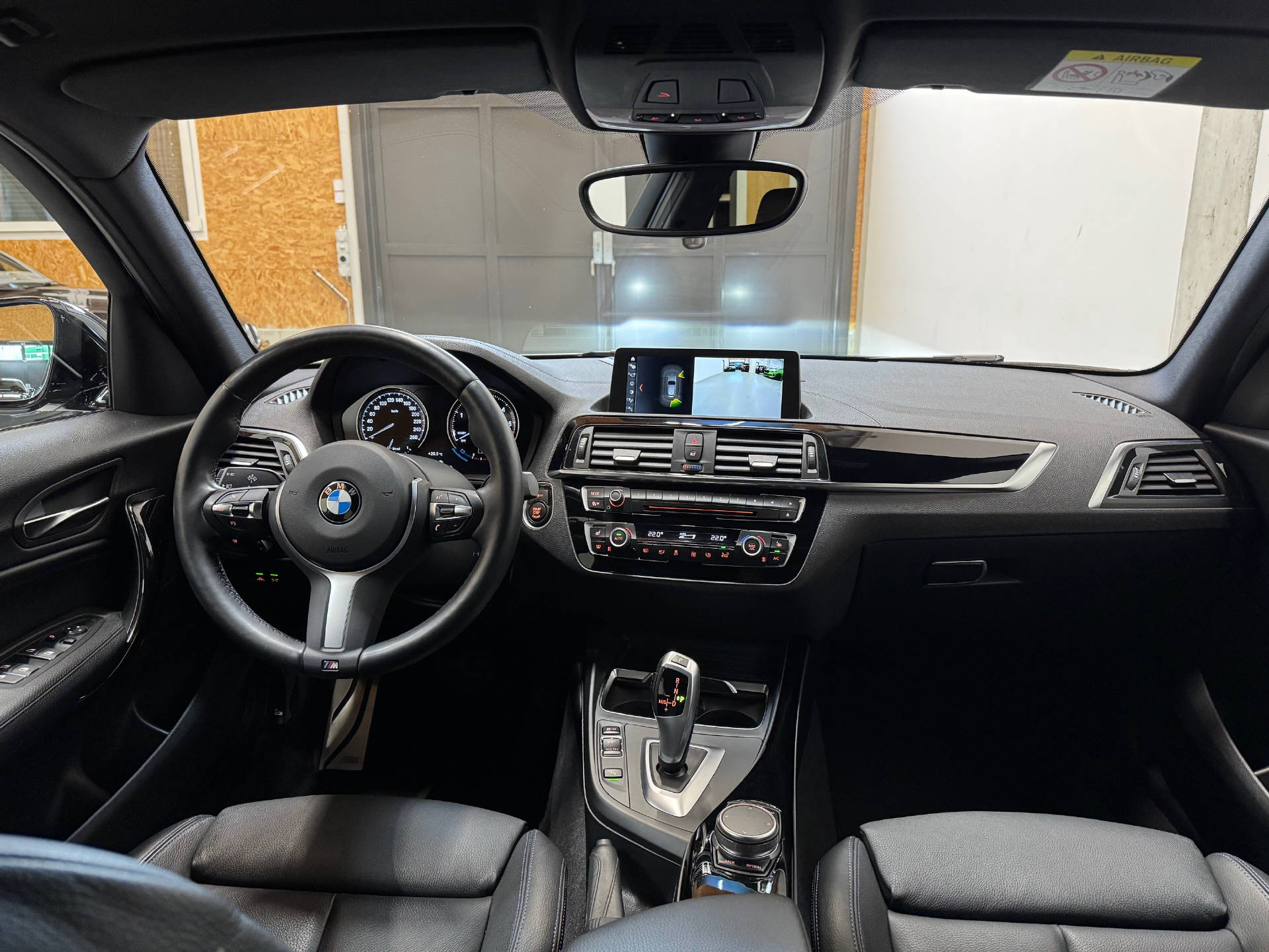 BMW 120d xDrive SAG-image-5