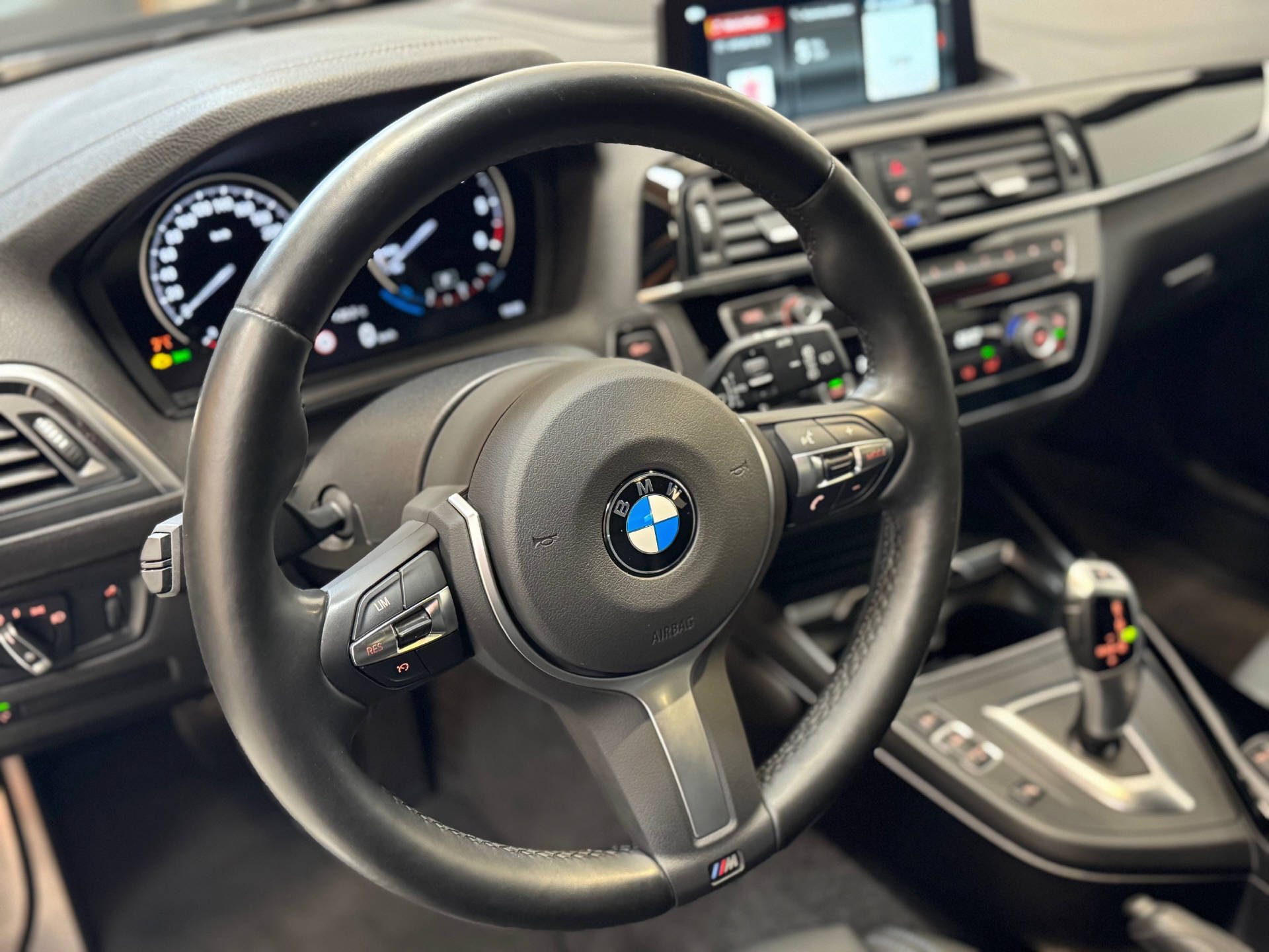 BMW 120d xDrive SAG-image-6