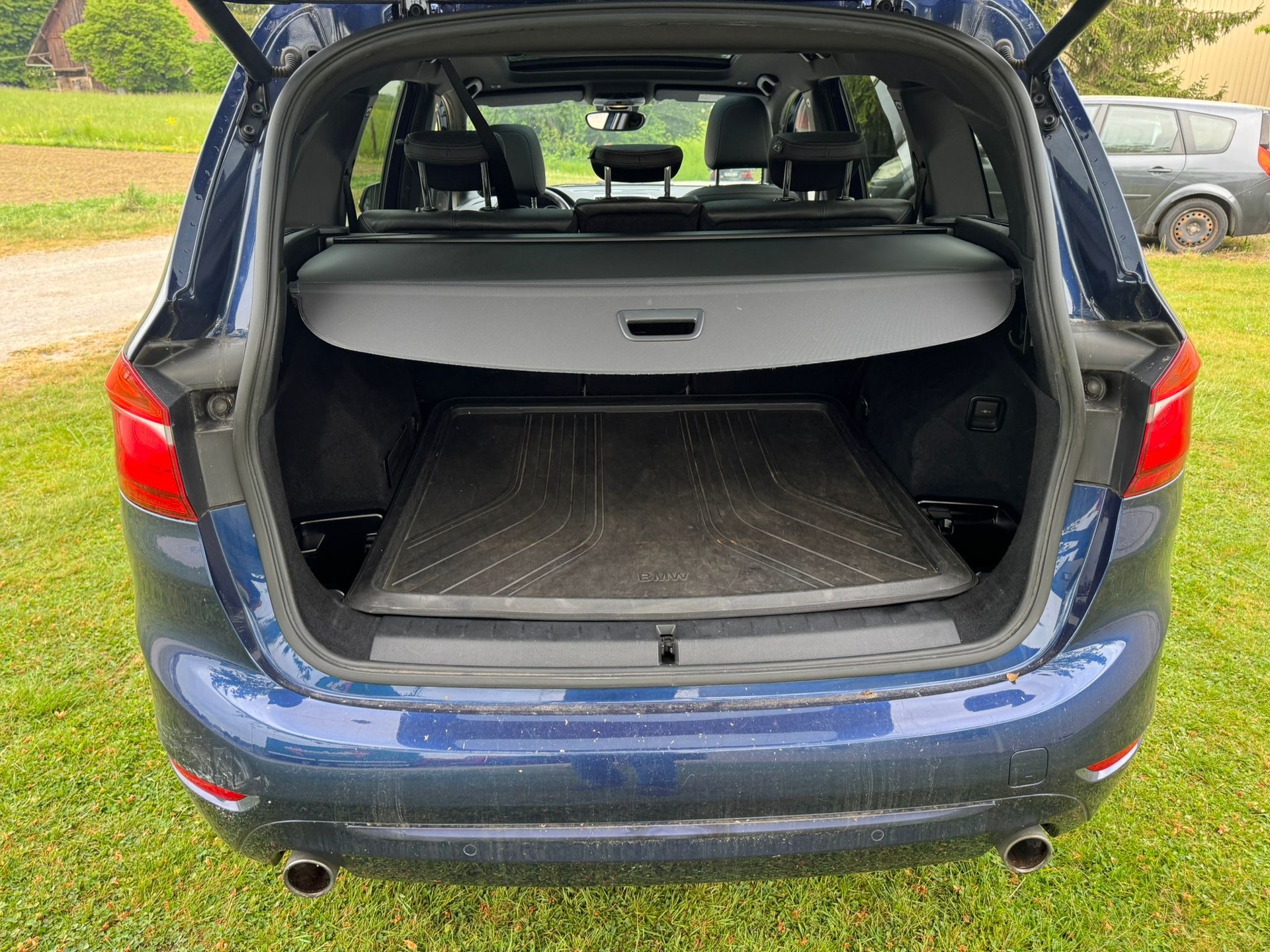 BMW 220d xDrive Gran Tourer Steptronic-image-7