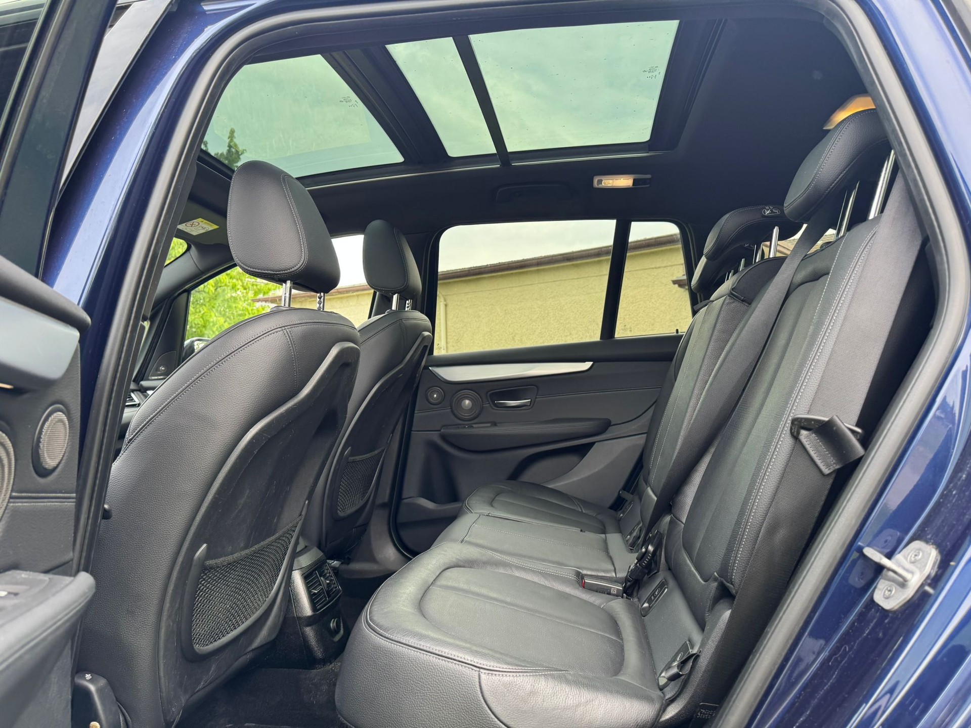 BMW 220d xDrive Gran Tourer Steptronic-image-15