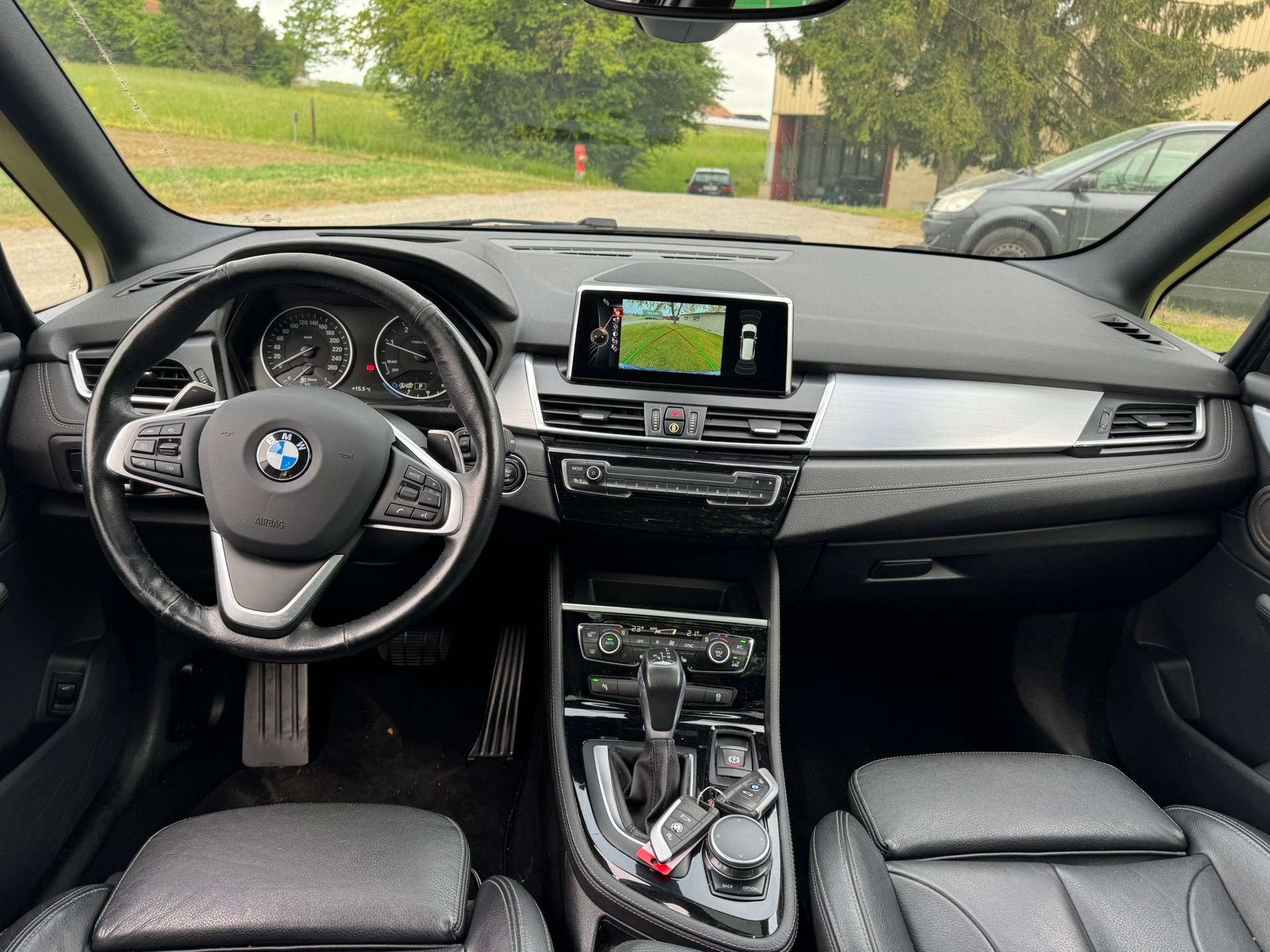 BMW 220d xDrive Gran Tourer Steptronic-image-10