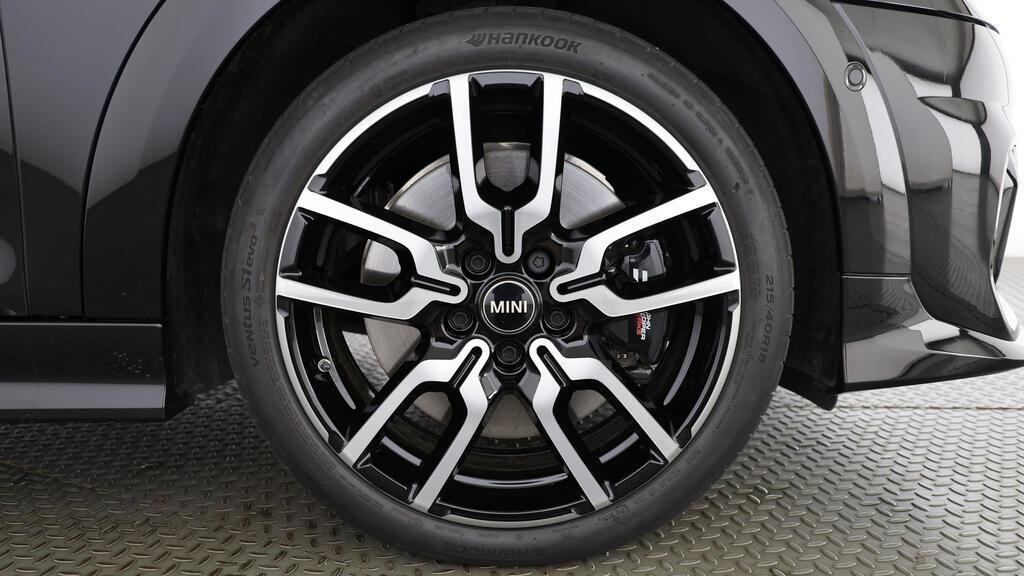 MINI Cooper 5 door C-image-10
