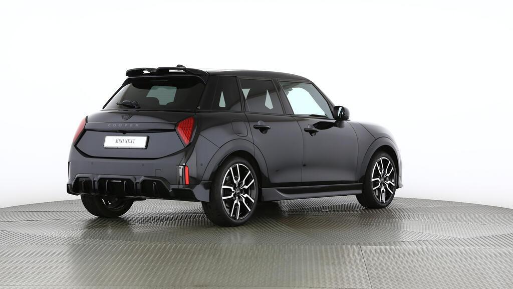 MINI Cooper 5 door C-showroom-element-3