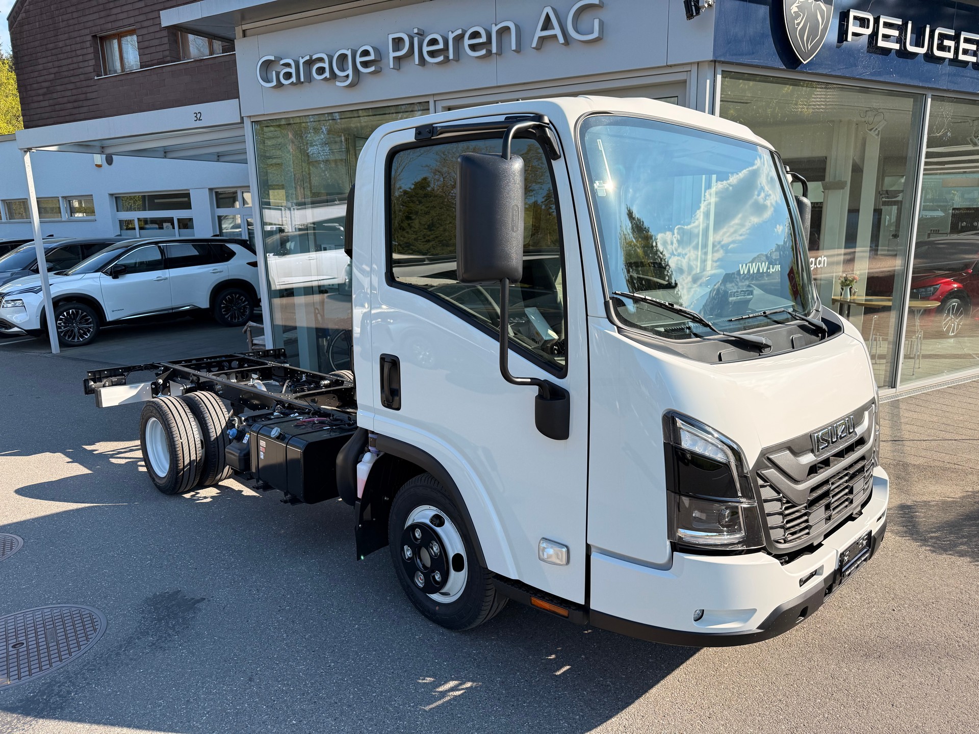 ISUZU M21 T F