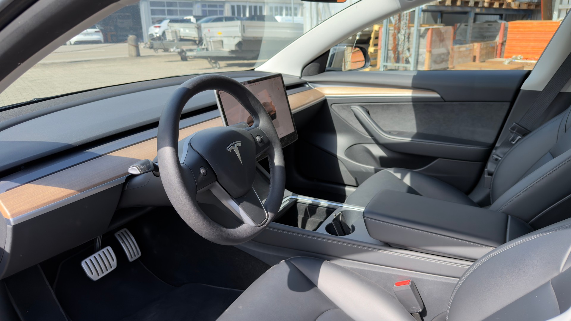 TESLA Model 3 Performance Dual Motor AWD-image-8