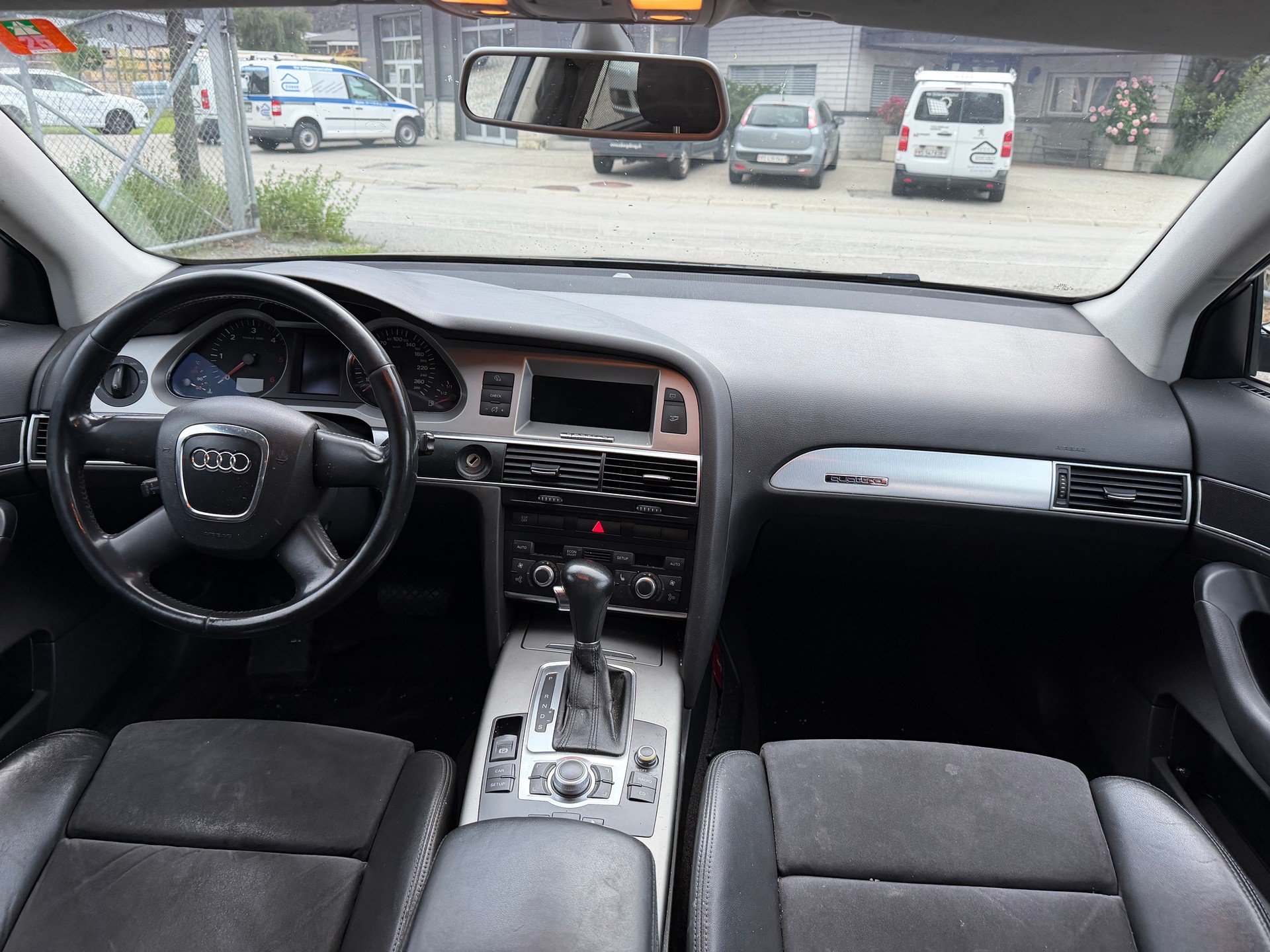 AUDI A6 allroad 3.0 TDI quattro-image-6