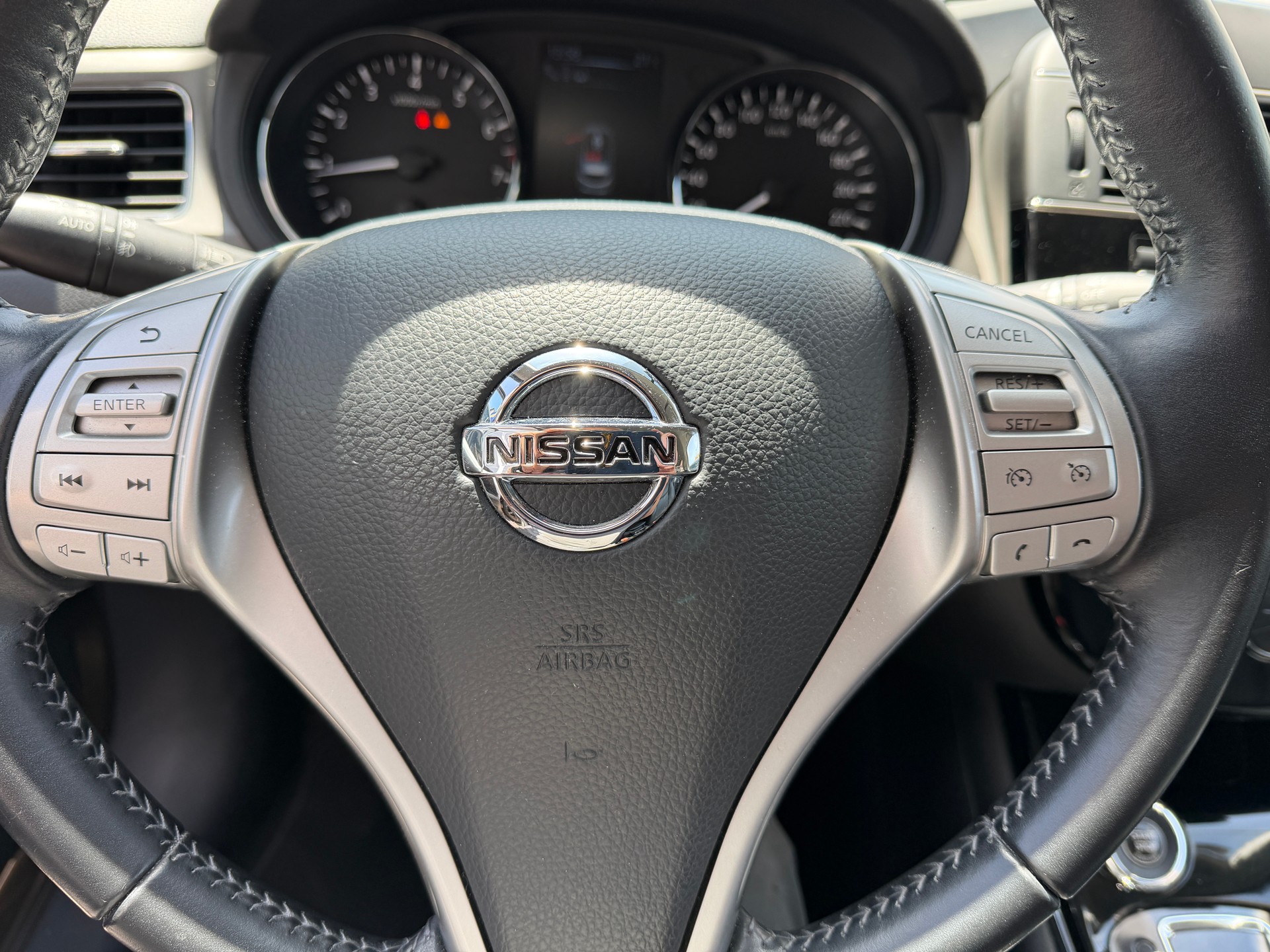 NISSAN Pulsar 1.2 DIG-T tekna Xtronic CVT-image-11