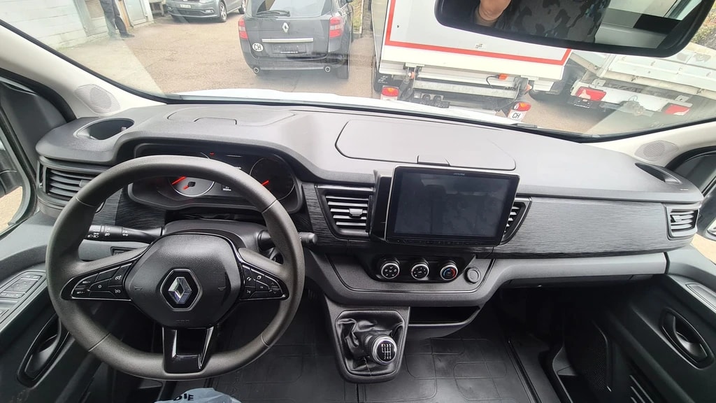 RENAULT Trafic 2.0 Blue dCi 150 Advance L2H2 EN ** Anh-Kupplung ** Parkhilfe v+h ** Gr-Navi ** RF-Kamera **-image-12