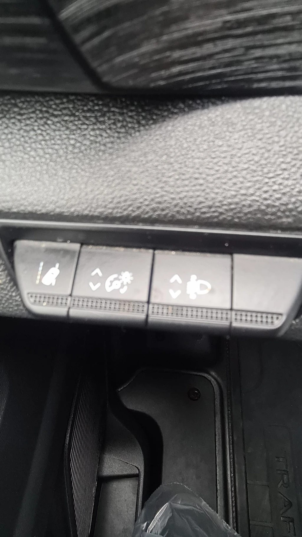RENAULT Trafic 2.0 Blue dCi 150 Advance L2H2 EN ** Anh-Kupplung ** Parkhilfe v+h ** Gr-Navi ** RF-Kamera **-image-9