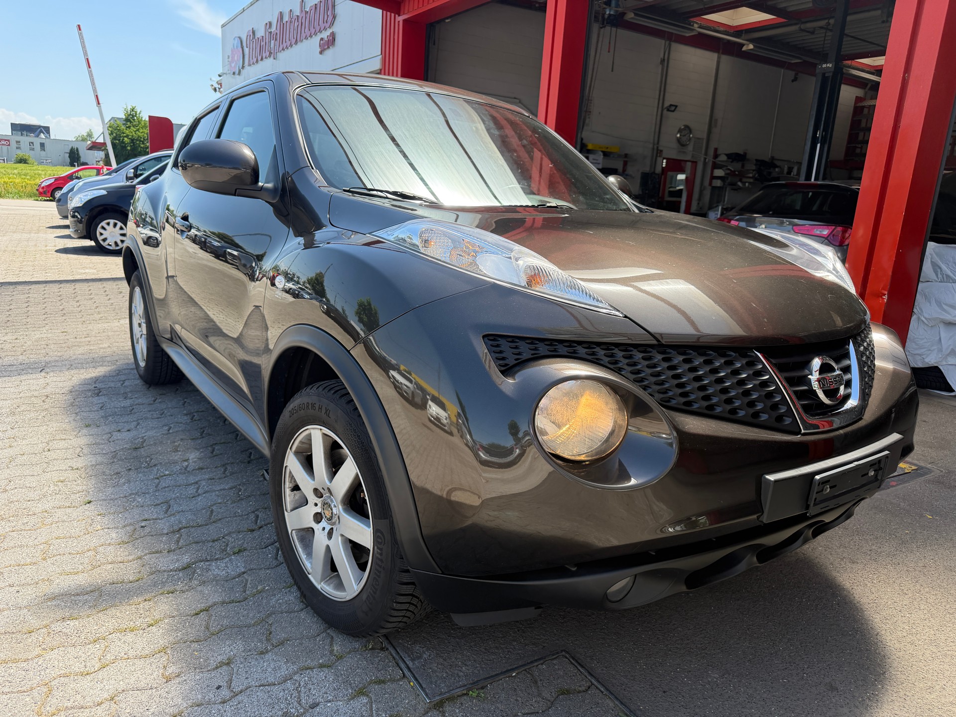 NISSAN Juke 1.6 DIG-T acenta-showroom-element-1