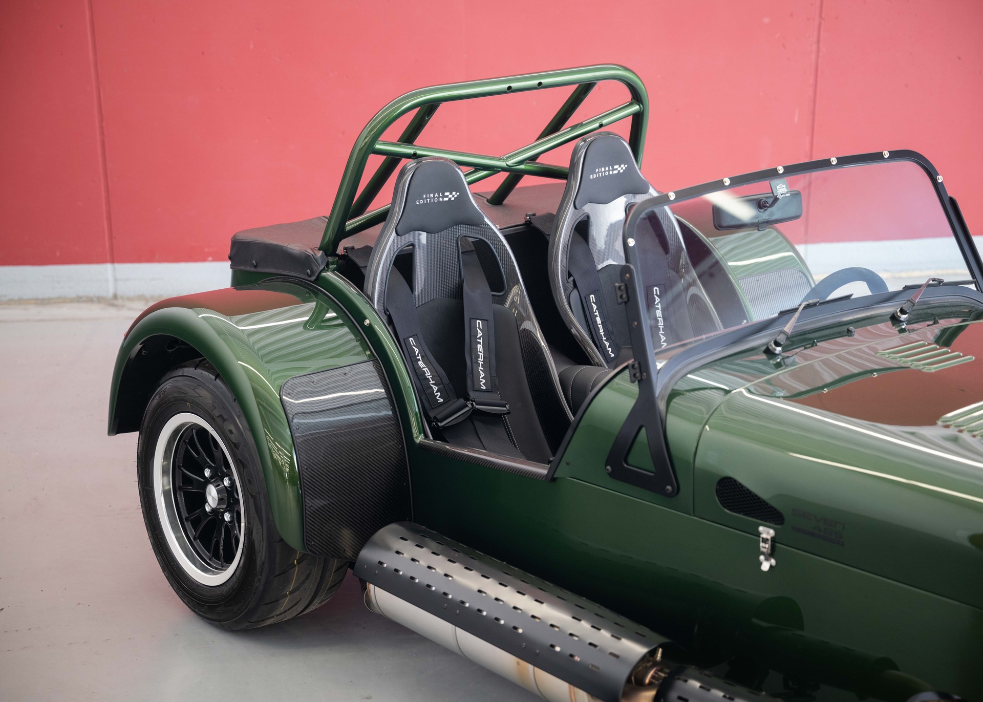 CATERHAM Seven 485 Final Edition 47 of 60 (S3 Chassis, Swiss-homologated new car, Verde Emes premium paint, 24-month factory warranty)-image-10