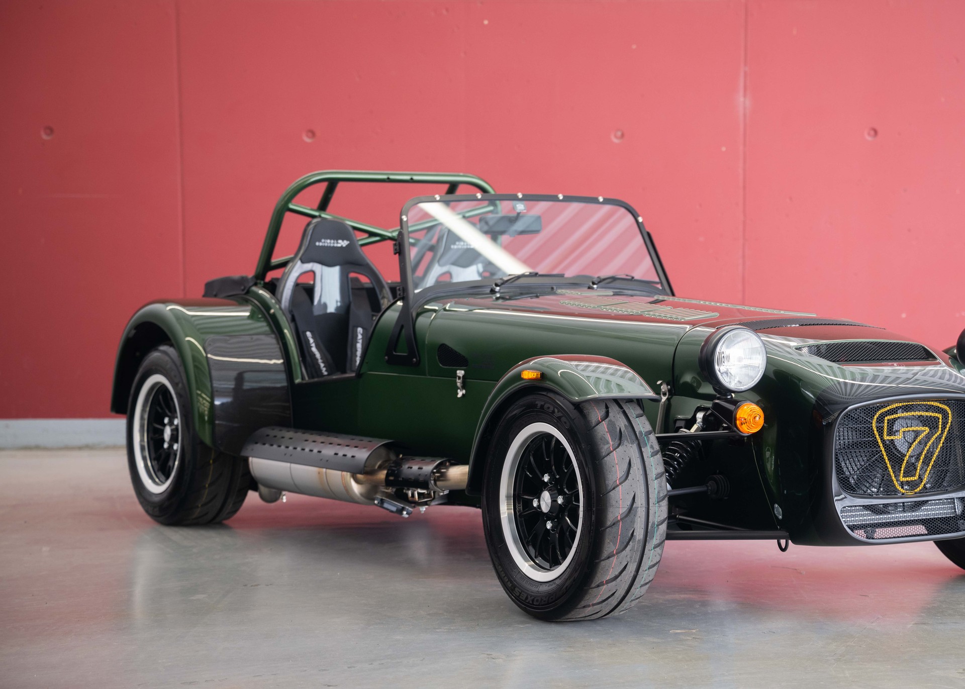 CATERHAM Seven 485 Final Edition 47 of 60 (S3 Chassis, Swiss-homologated new car, Verde Emes premium paint, 24-month factory warranty)-image-11