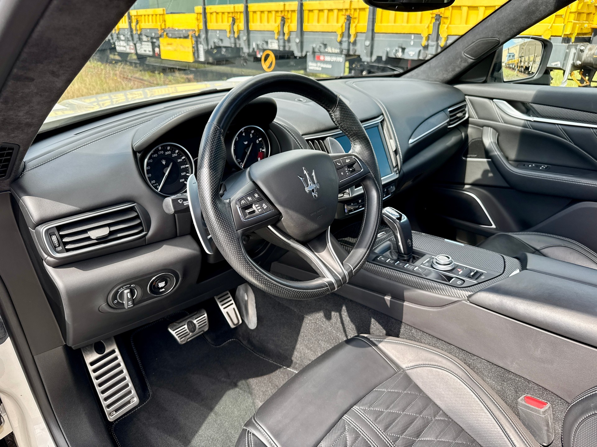 MASERATI Levante 3.8 V8 Trofeo Q4 Automatica-image-9