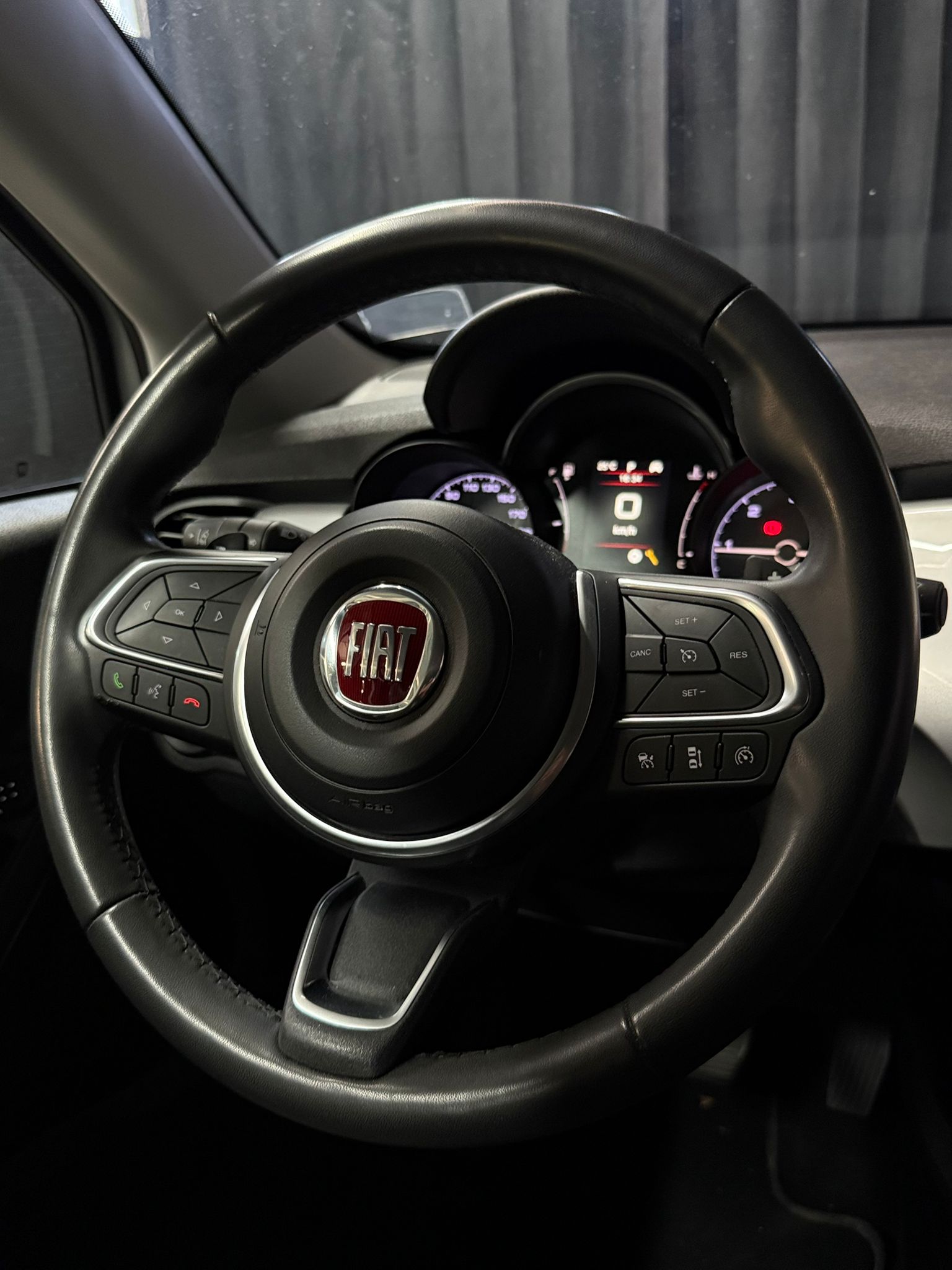 FIAT 500X 2.0MJ Cross 4x4 Automatic-image-16