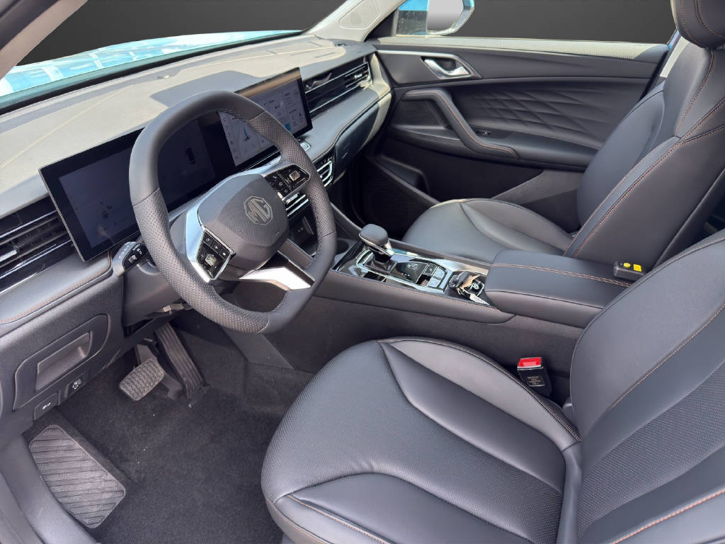 MG HS 1.5 Hybrid Luxury-image-7