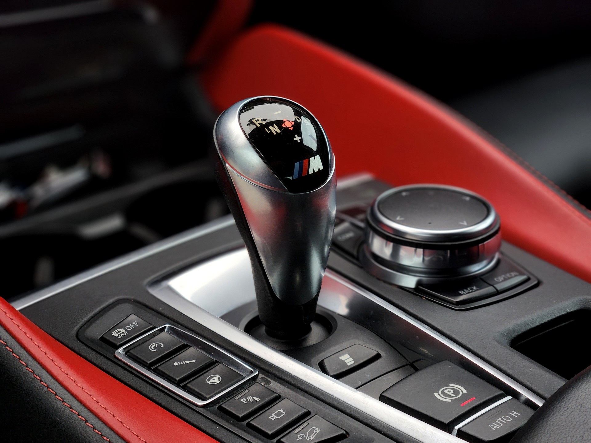 BMW X6M Edition Black Fire Steptronic (CH)-image-5