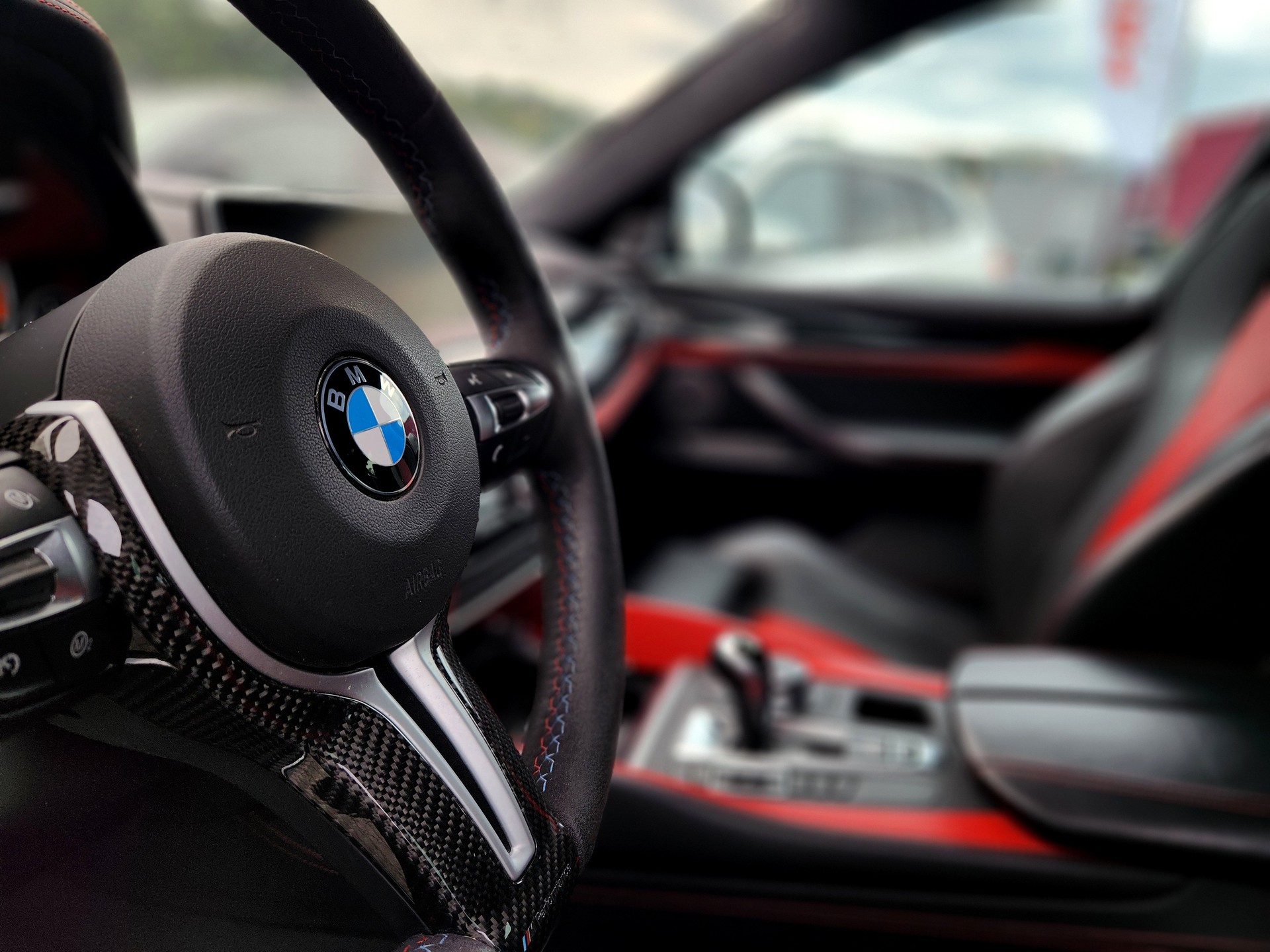 BMW X6M Edition Black Fire Steptronic (CH)-image-2