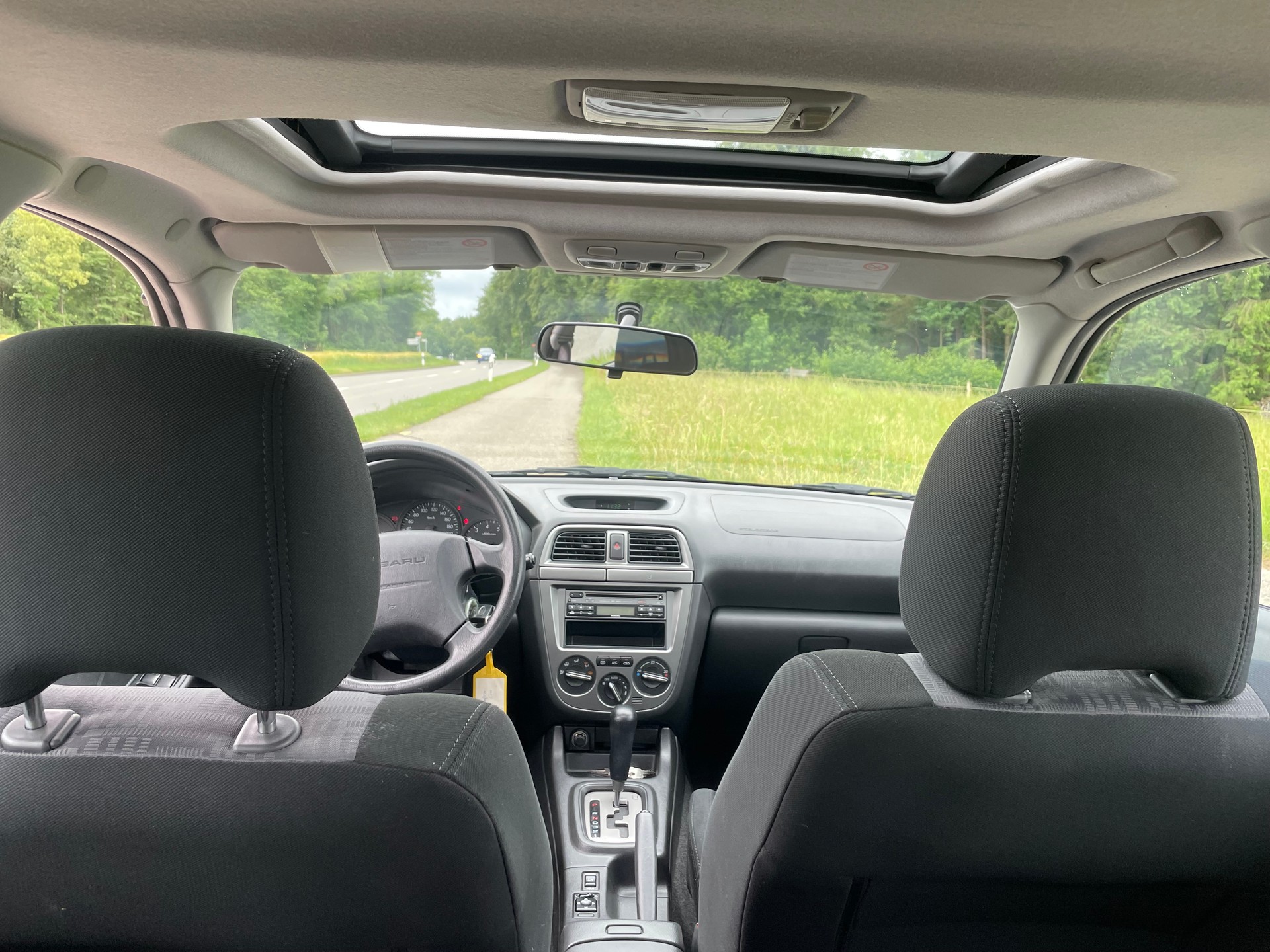 SUBARU Impreza 2.0-image-6