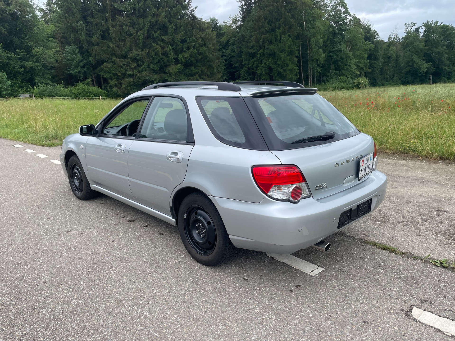 SUBARU Impreza 2.0-image-5