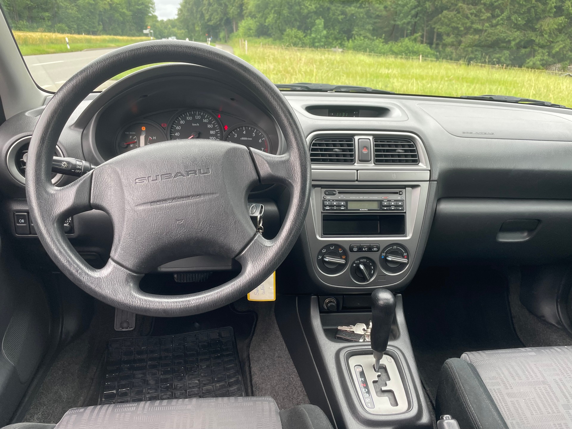 SUBARU Impreza 2.0-image-7