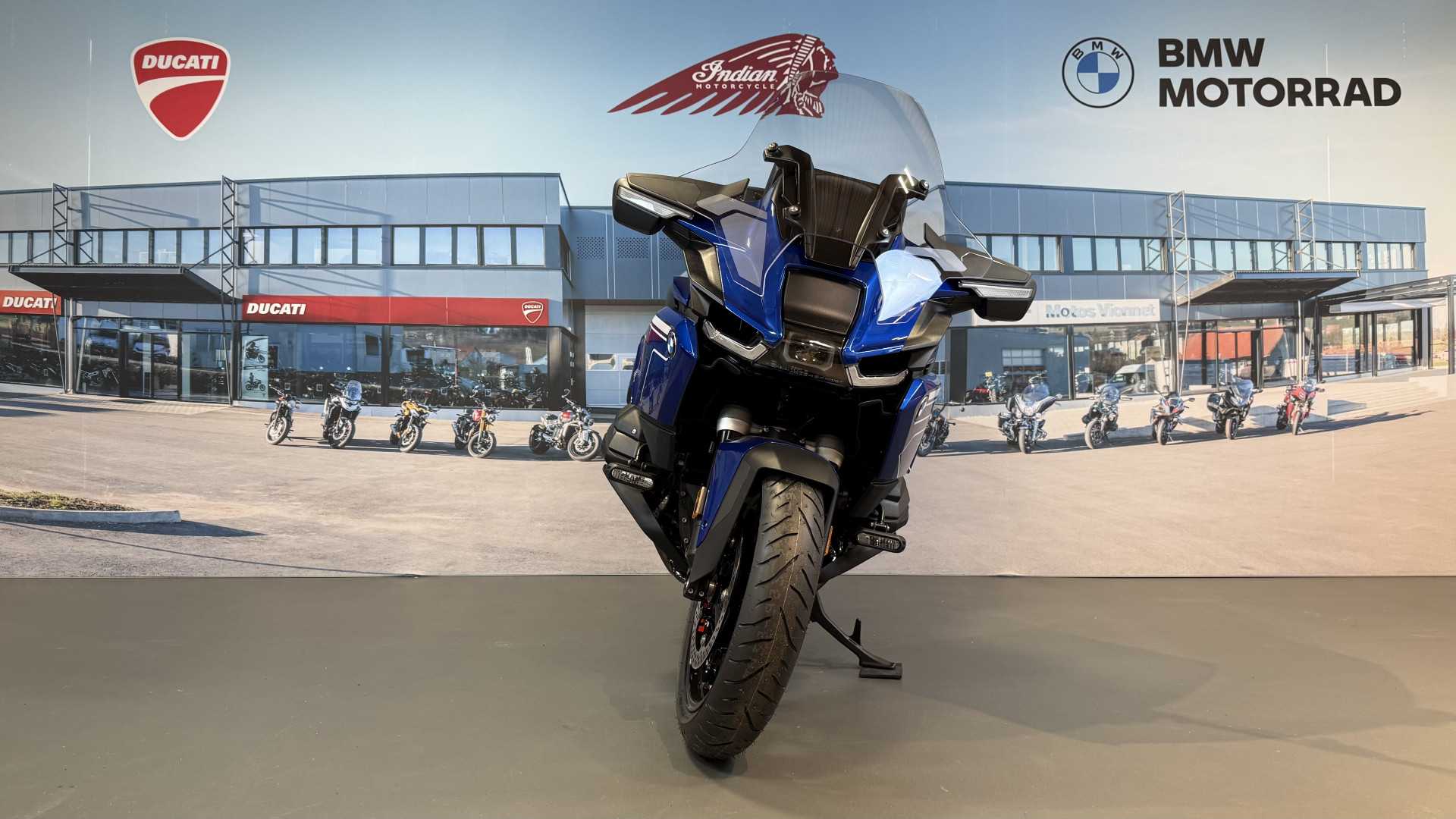 BMW R 1300 RT Impulse *Prime 1500CHF inclus* Leasing dès 2.9%-image-1
