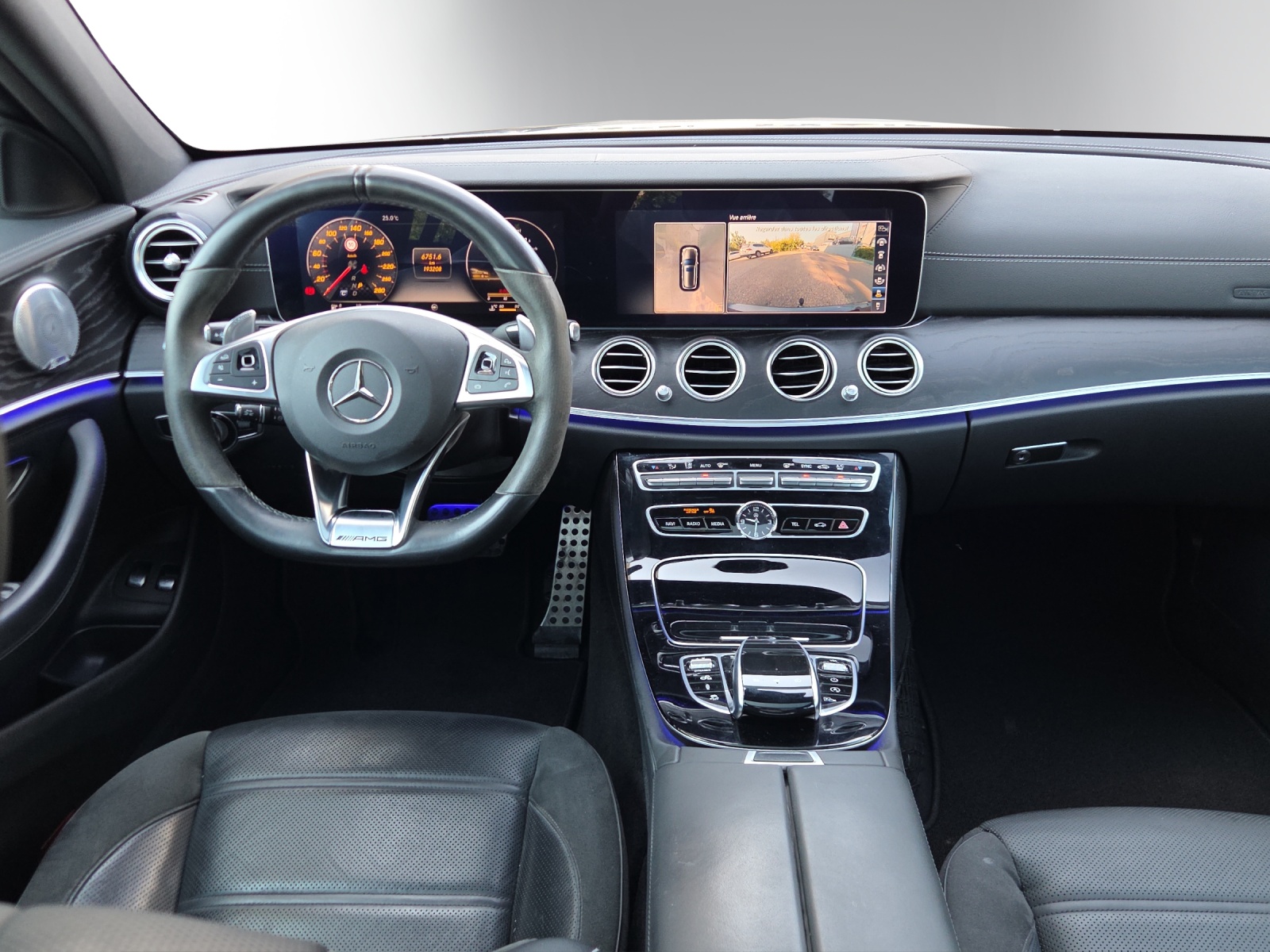 MERCEDES-BENZ E 43 AMG 4 Matic 9G-Tronic-image-10