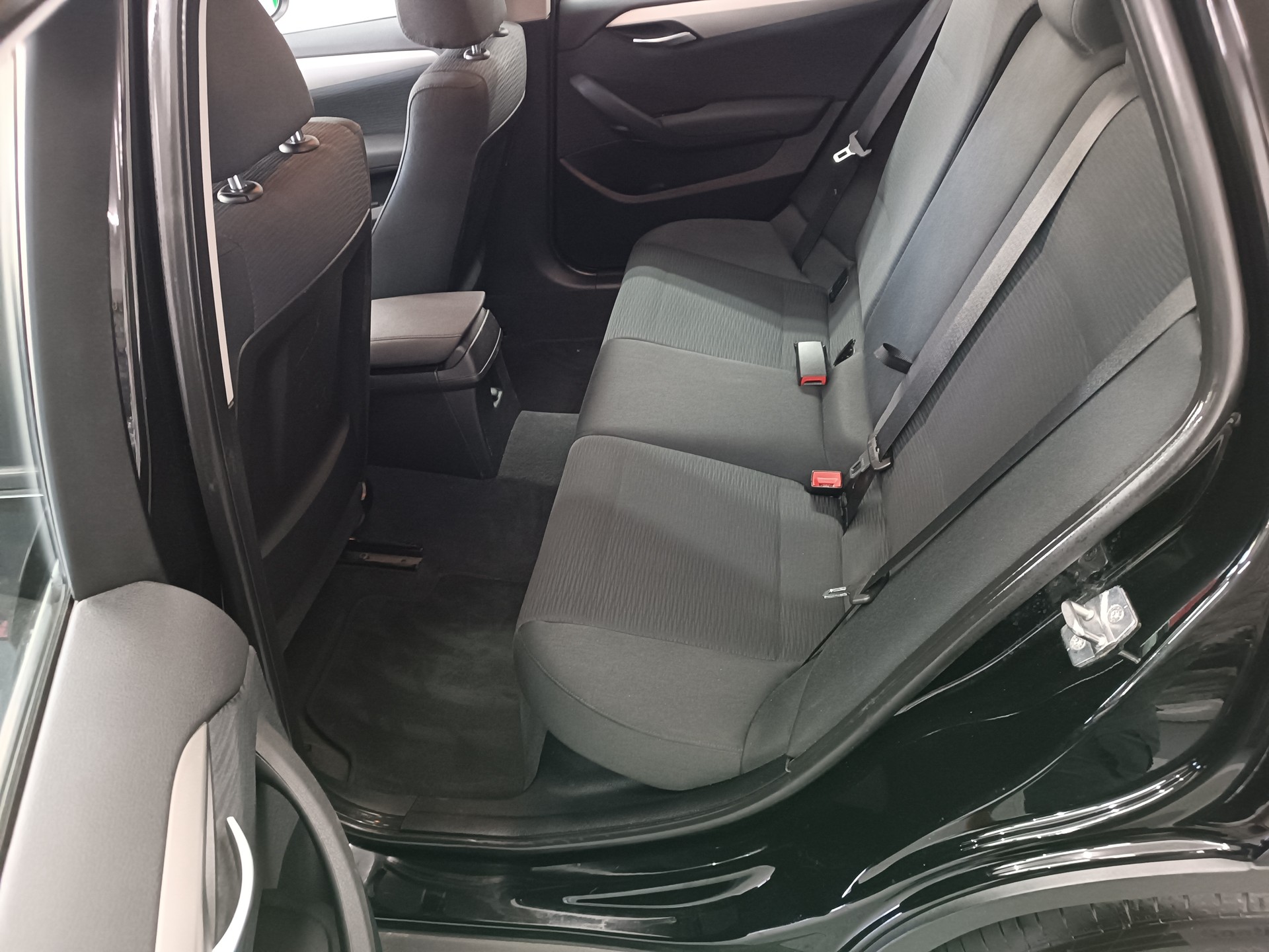 BMW X1 xDrive 20d Steptronic-image-12