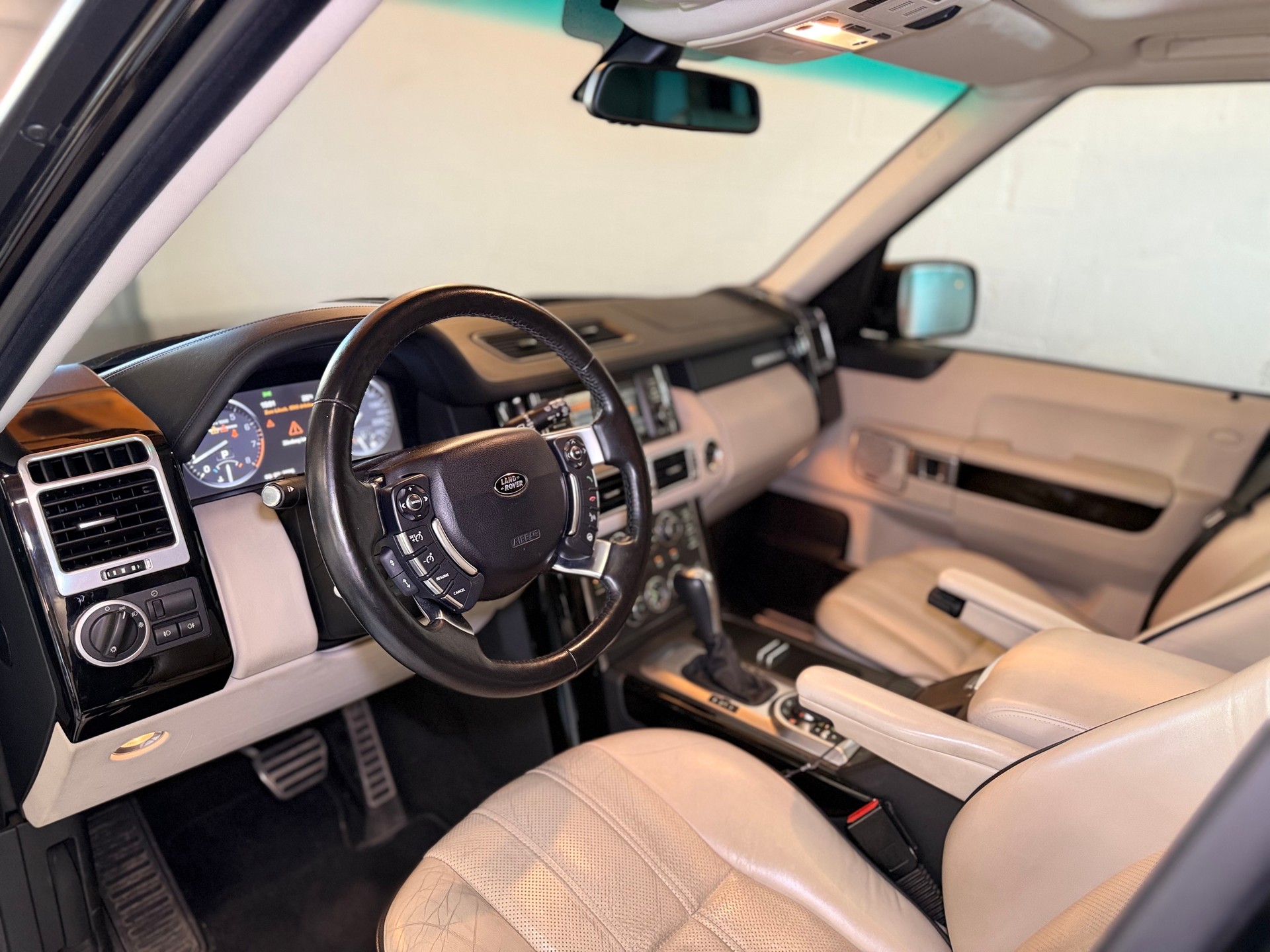LAND ROVER Range Rover 5.0 V8 SC Autobiography Automatic-image-11